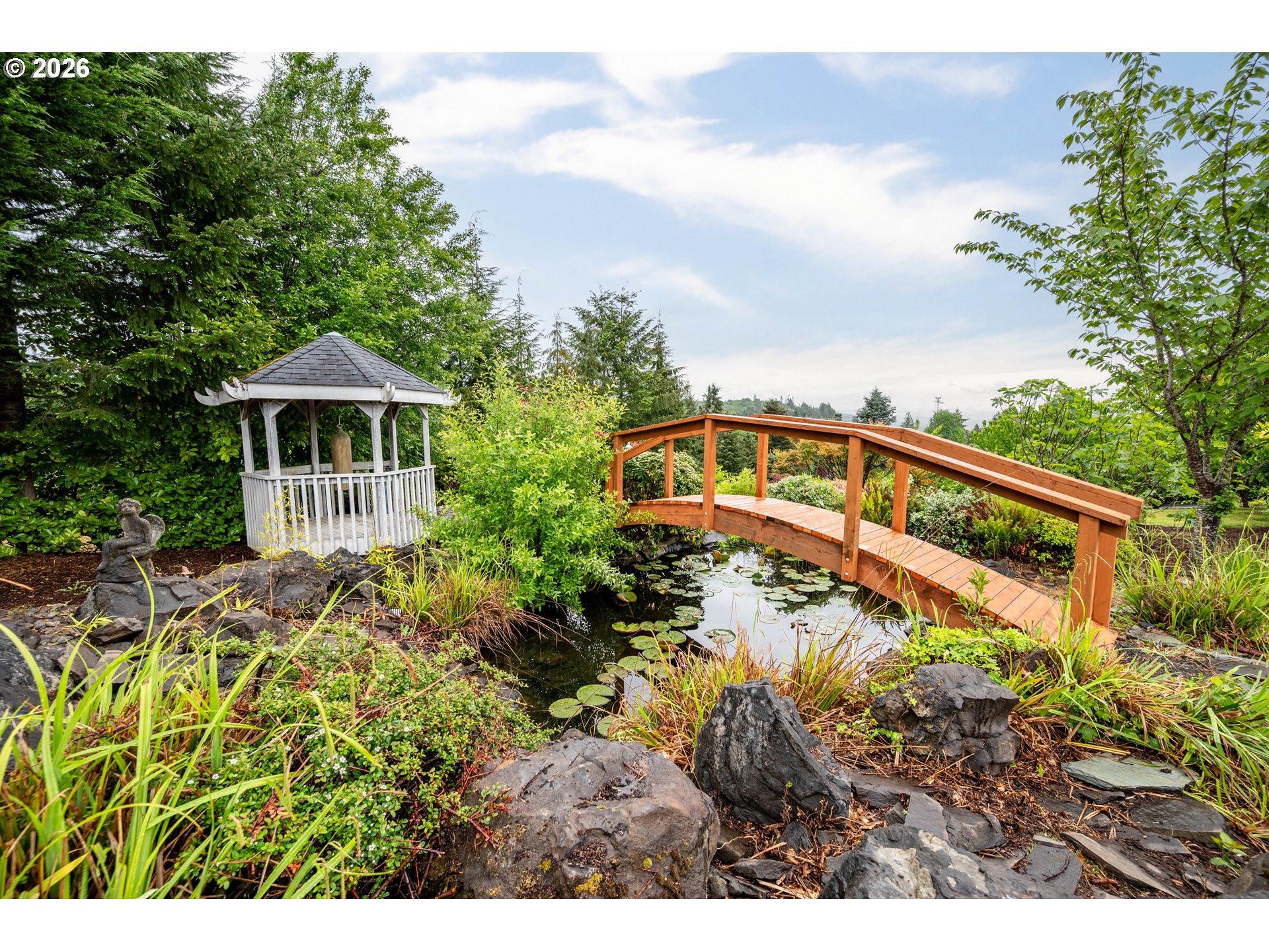 585 E MCADAMS RD