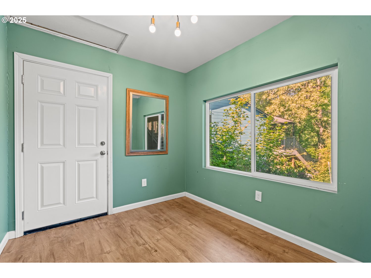 5017 SW FAIRVALE CT