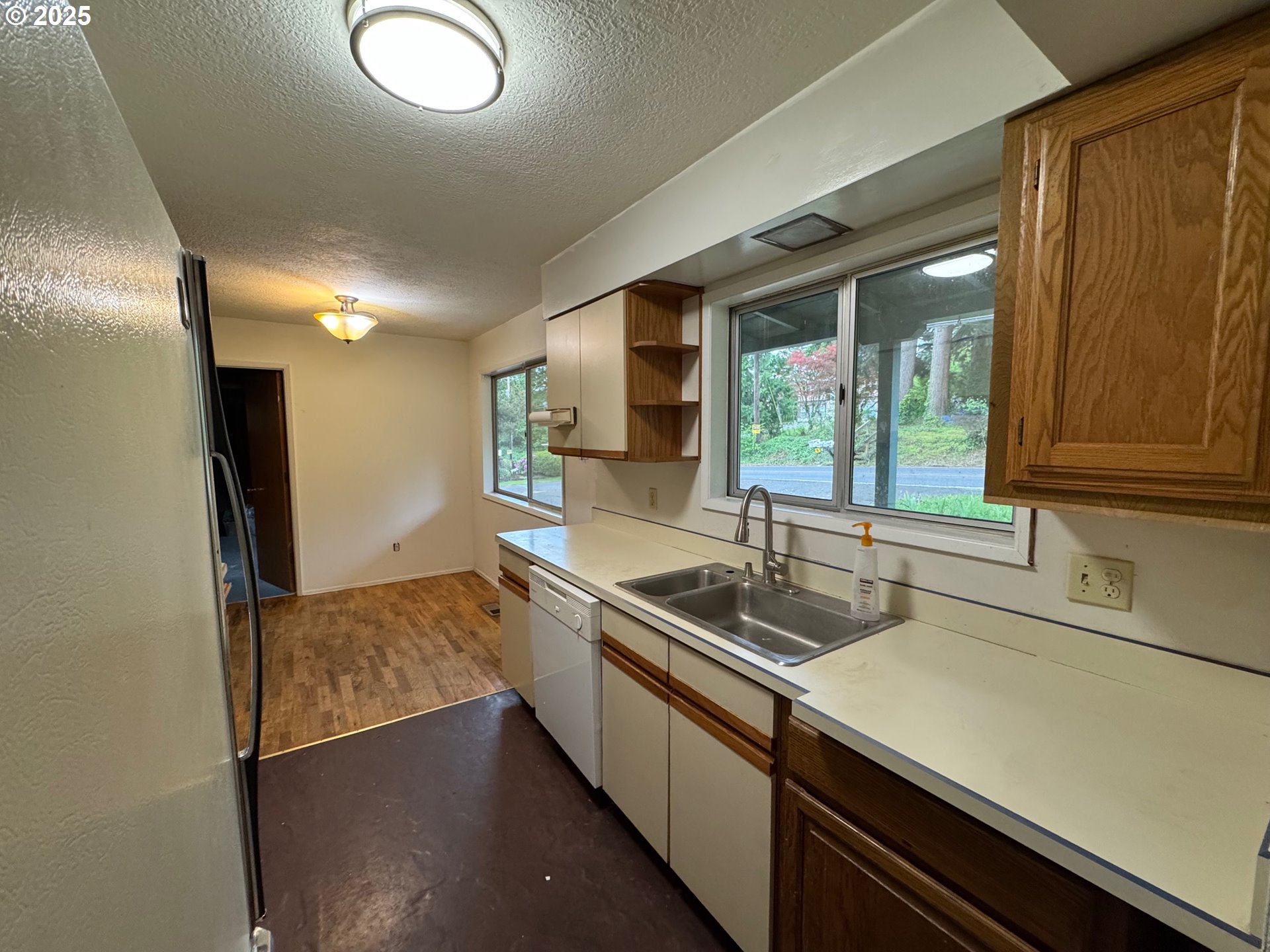 5877 BONITA RD