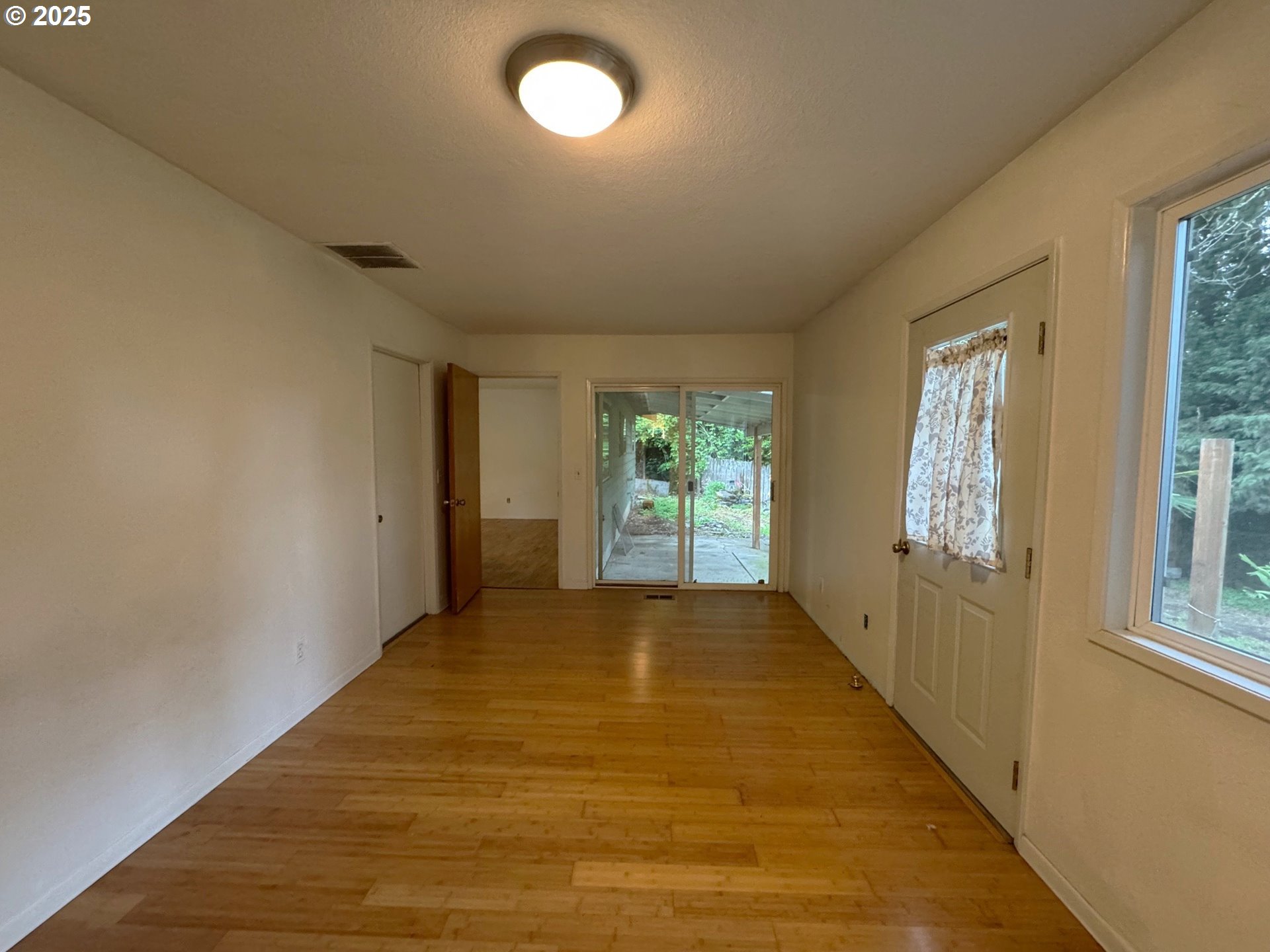 5877 BONITA RD