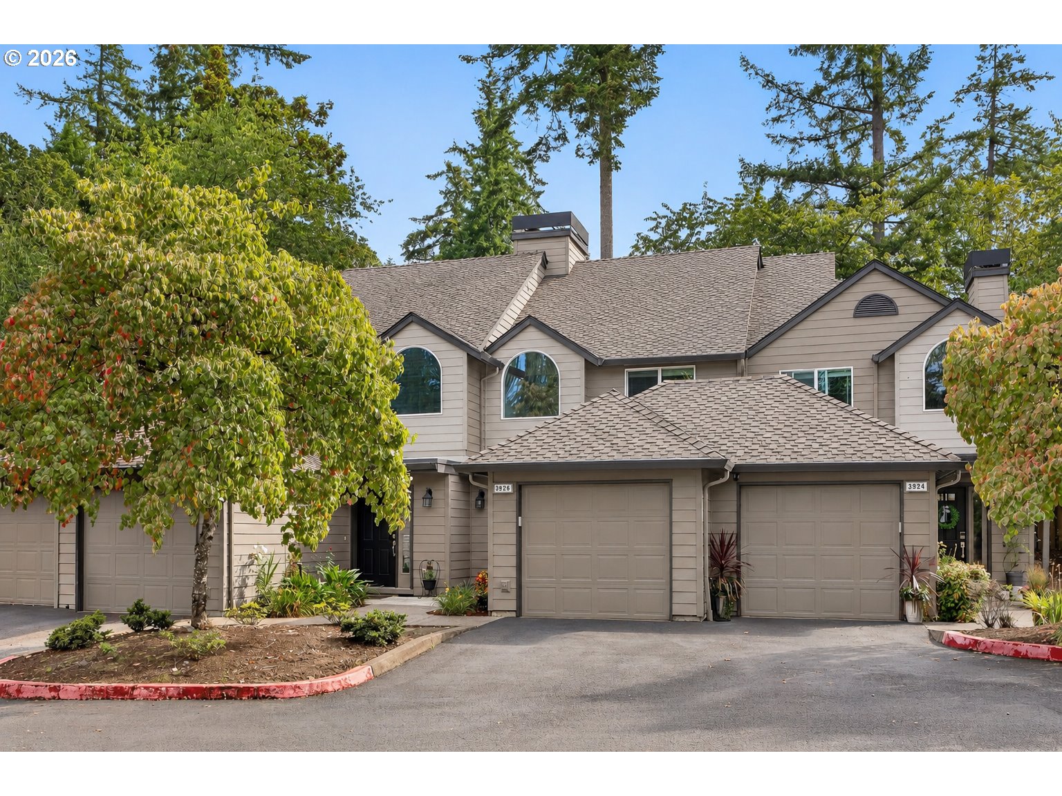 3926 CARMAN DR