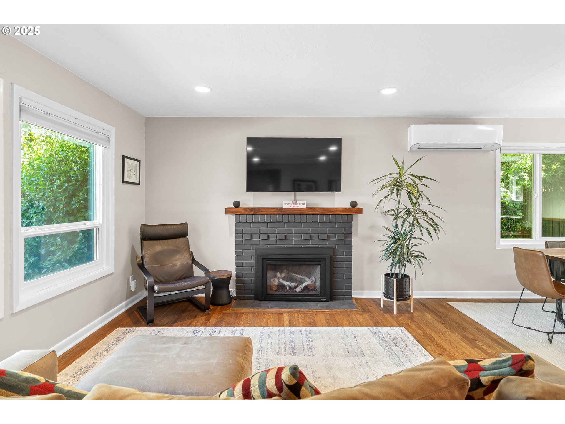 7010 SW 35TH AVE