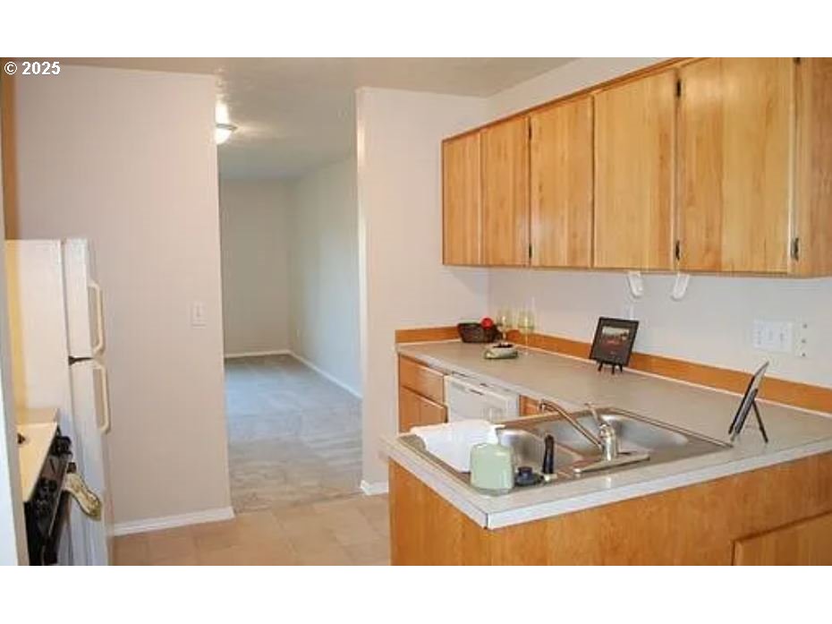 14811 NE FREMONT CT