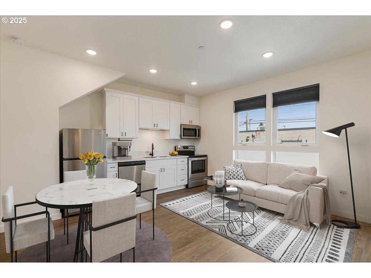 7360 N ATLANTIC AVE 2