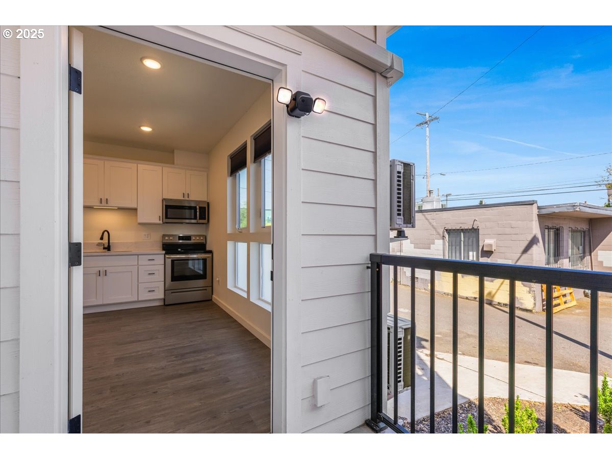 7360 N ATLANTIC AVE 2