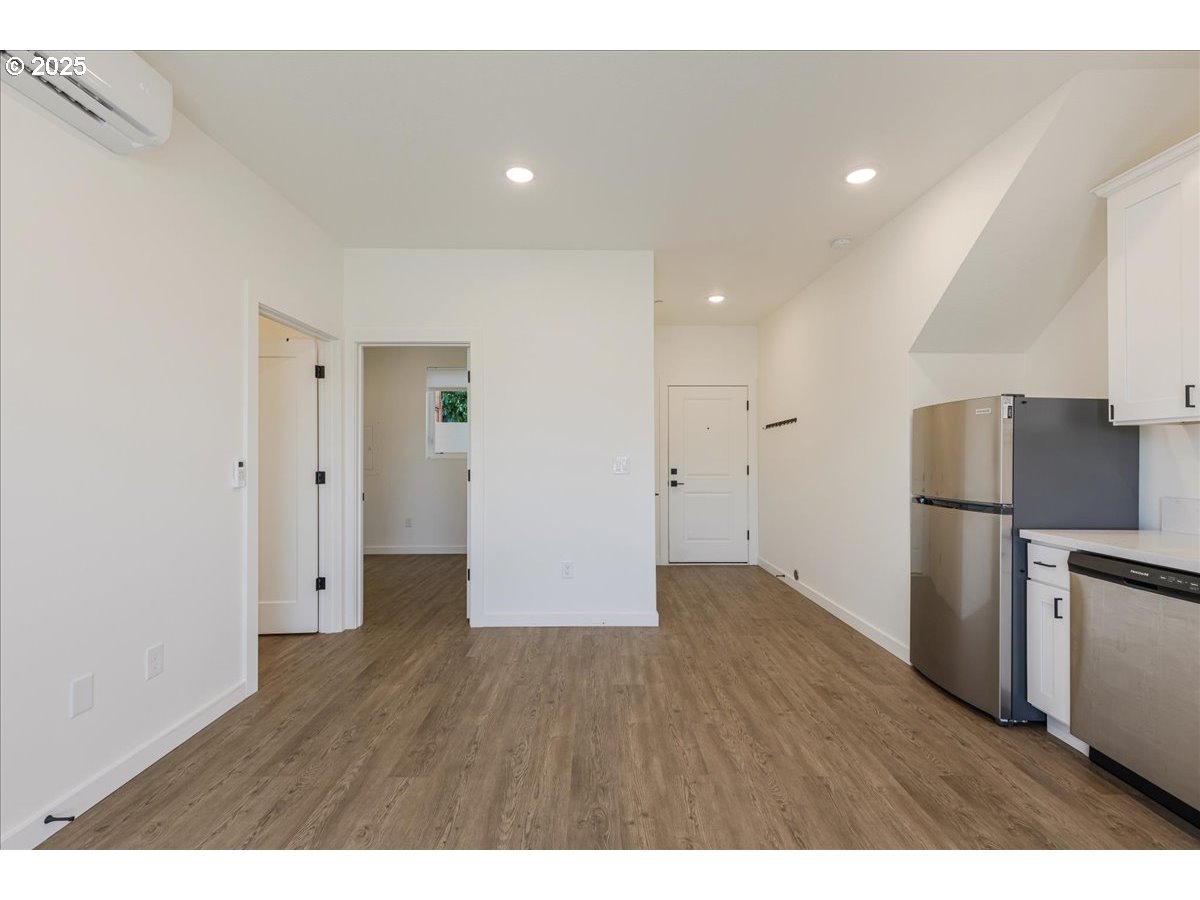 7360 N ATLANTIC AVE 2