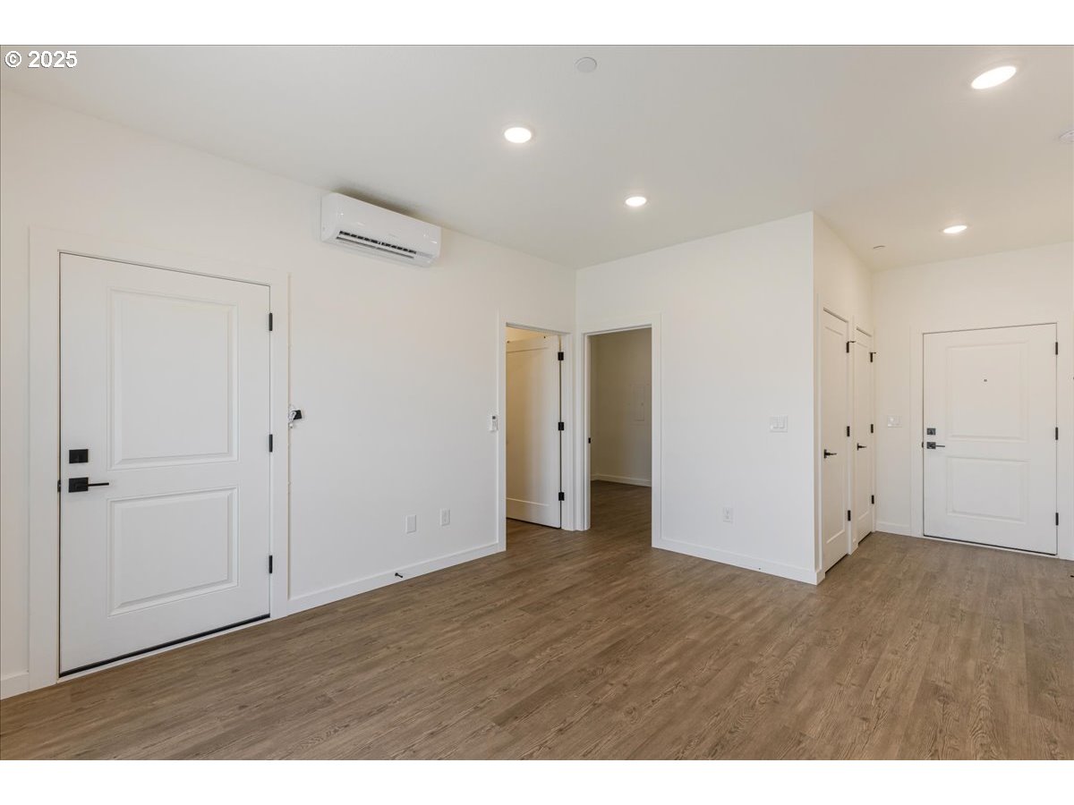 7360 N ATLANTIC AVE 2