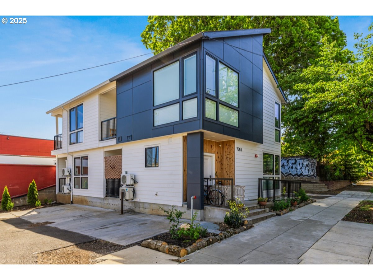 7360 N ATLANTIC AVE 2