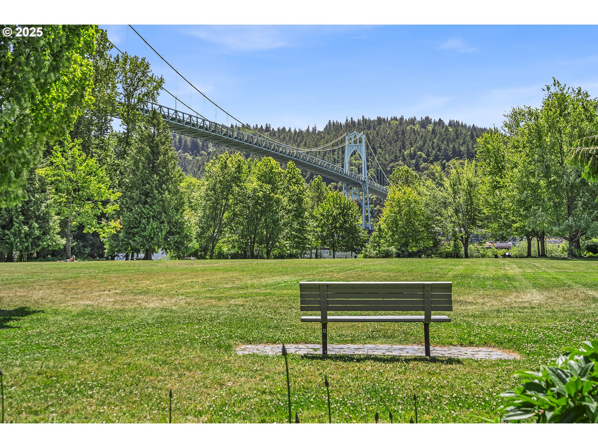 8833 N SYRACUSE ST 19