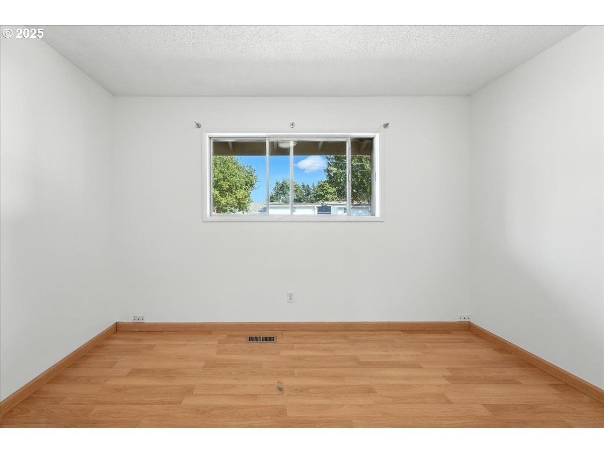 3906 SE 132ND AVE
