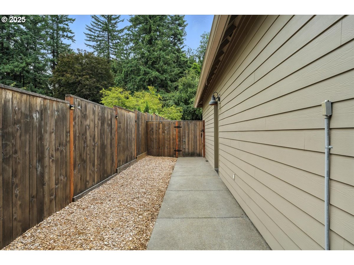11938 SW 60TH AVE
