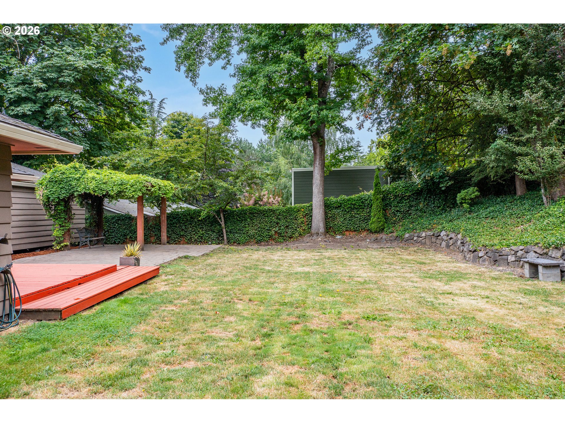 9940 SW TERWILLIGER BLVD