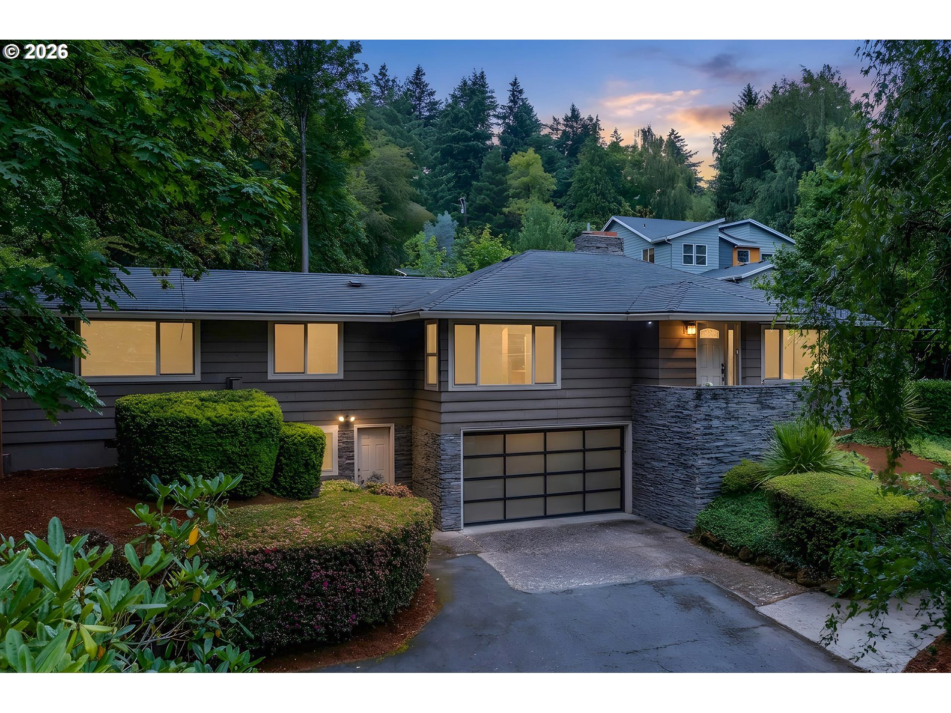 9940 SW TERWILLIGER BLVD