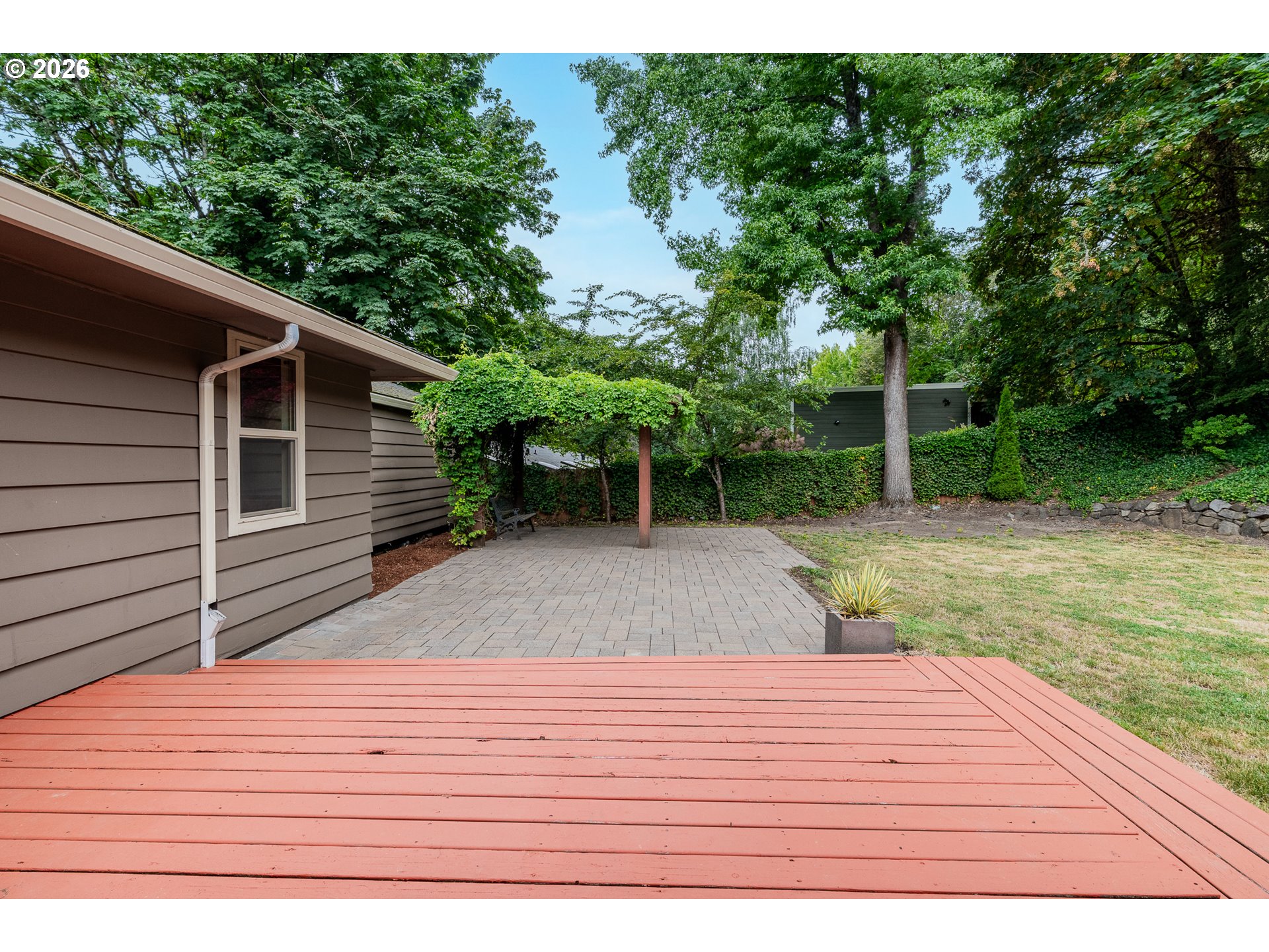 9940 SW TERWILLIGER BLVD