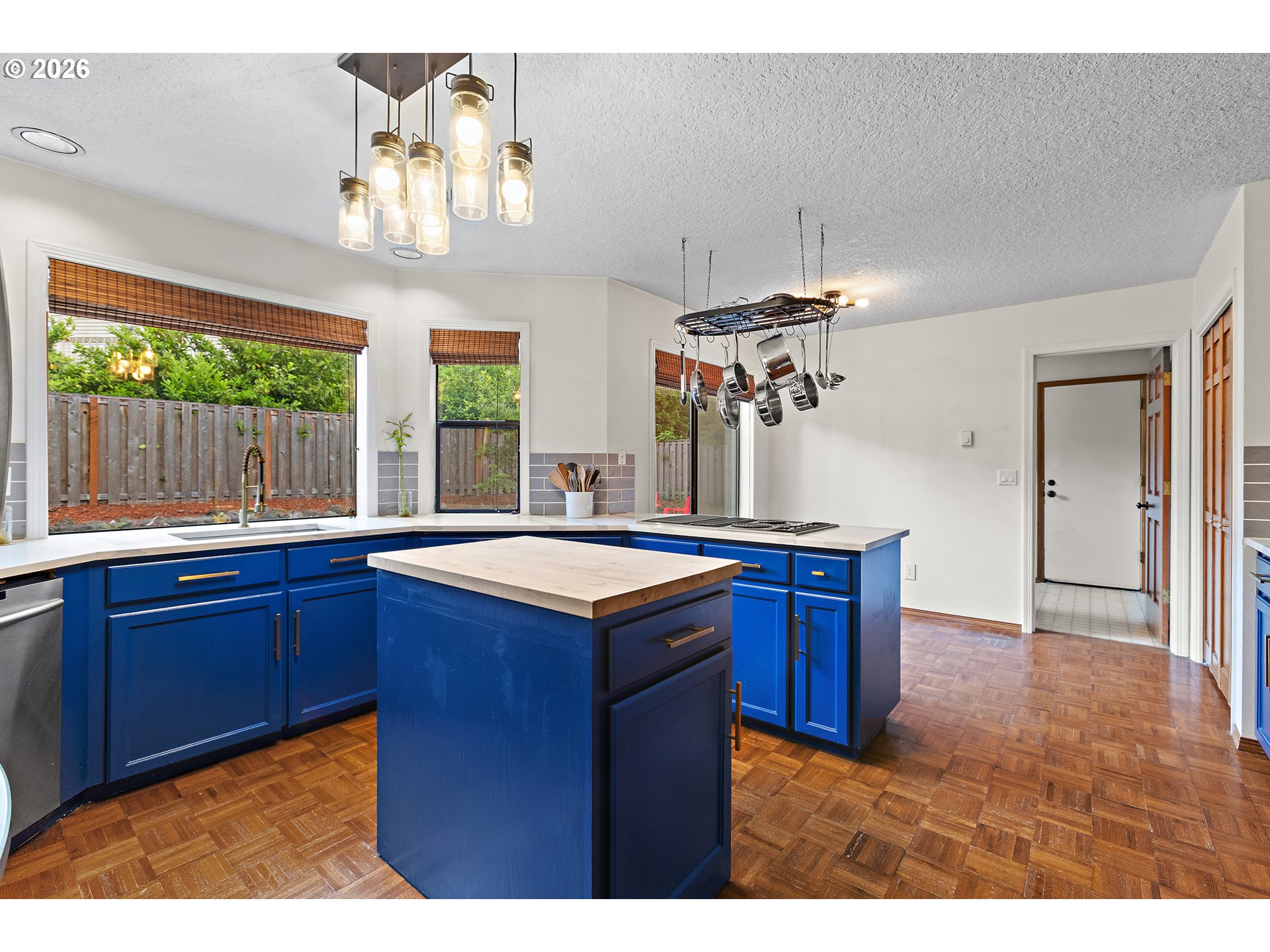6850 SW 184TH AVE
