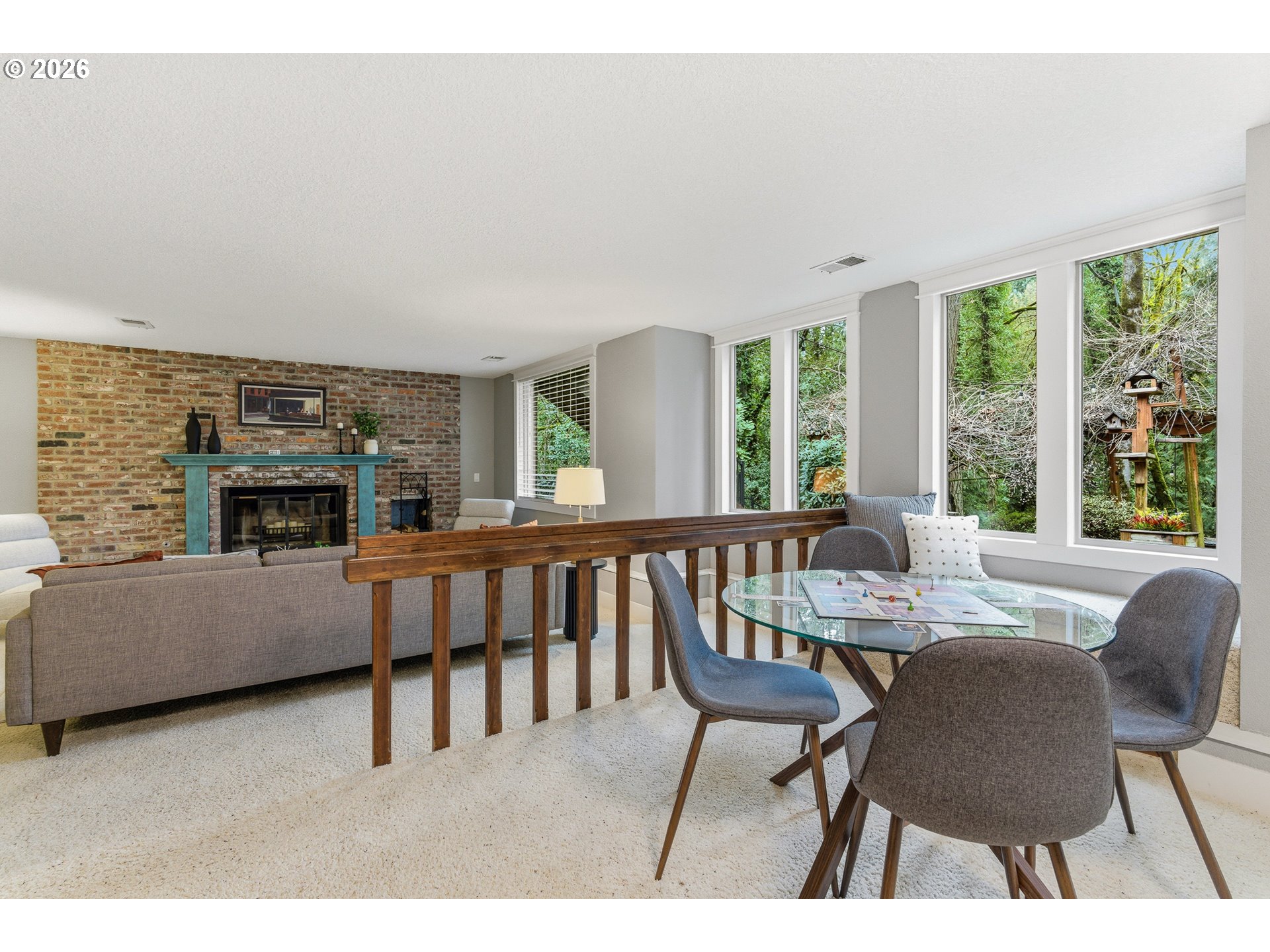 725 CARRERA LN