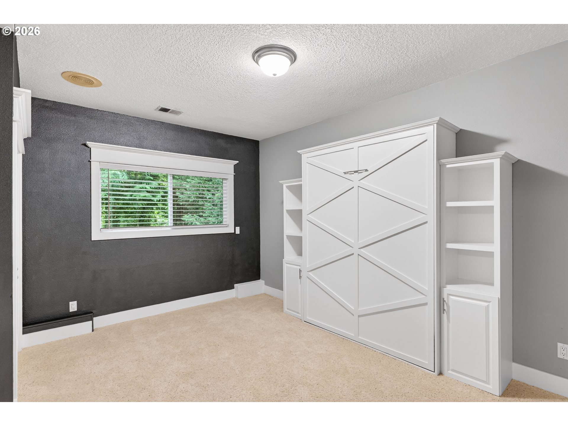 725 CARRERA LN