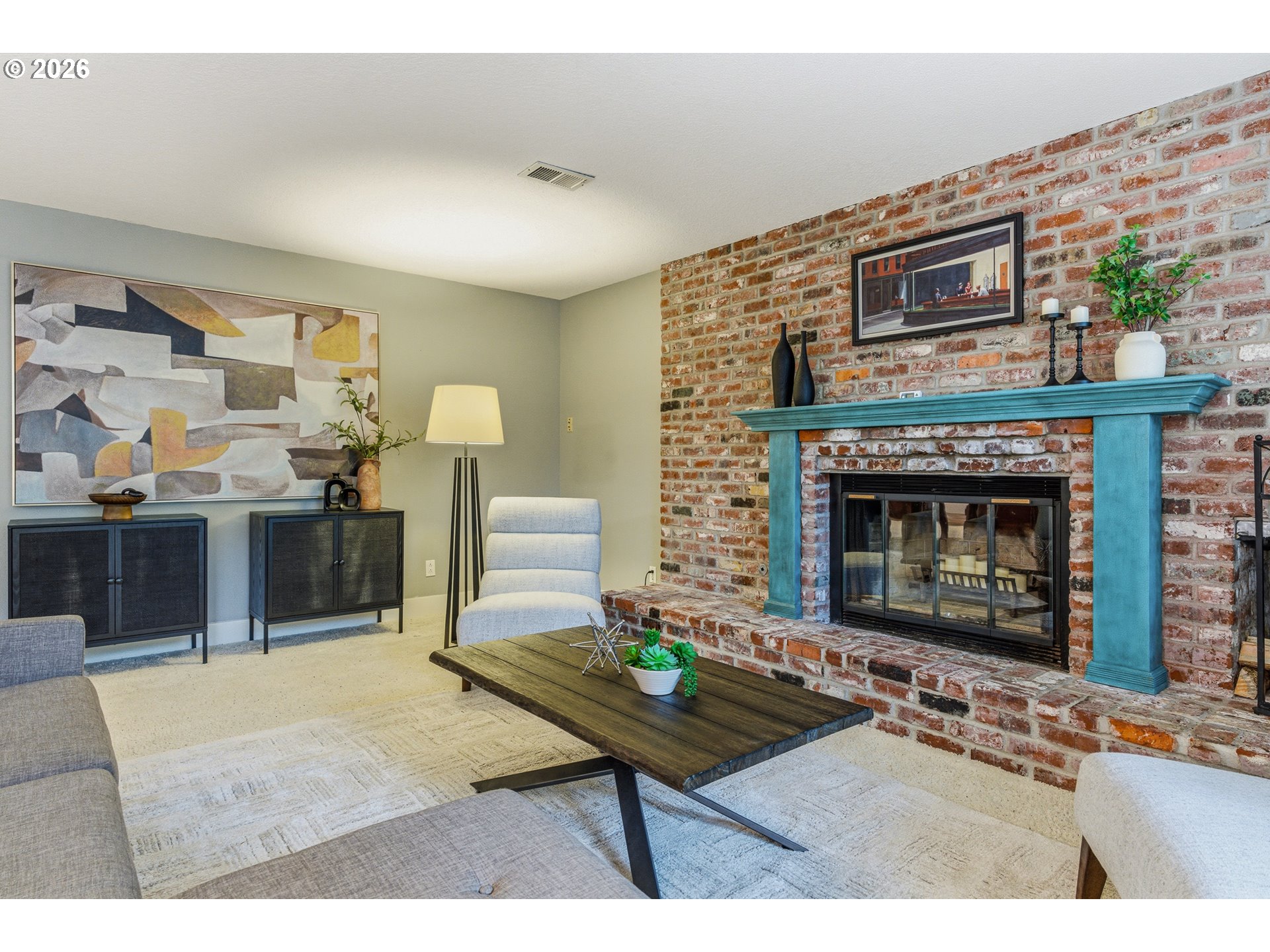 725 CARRERA LN