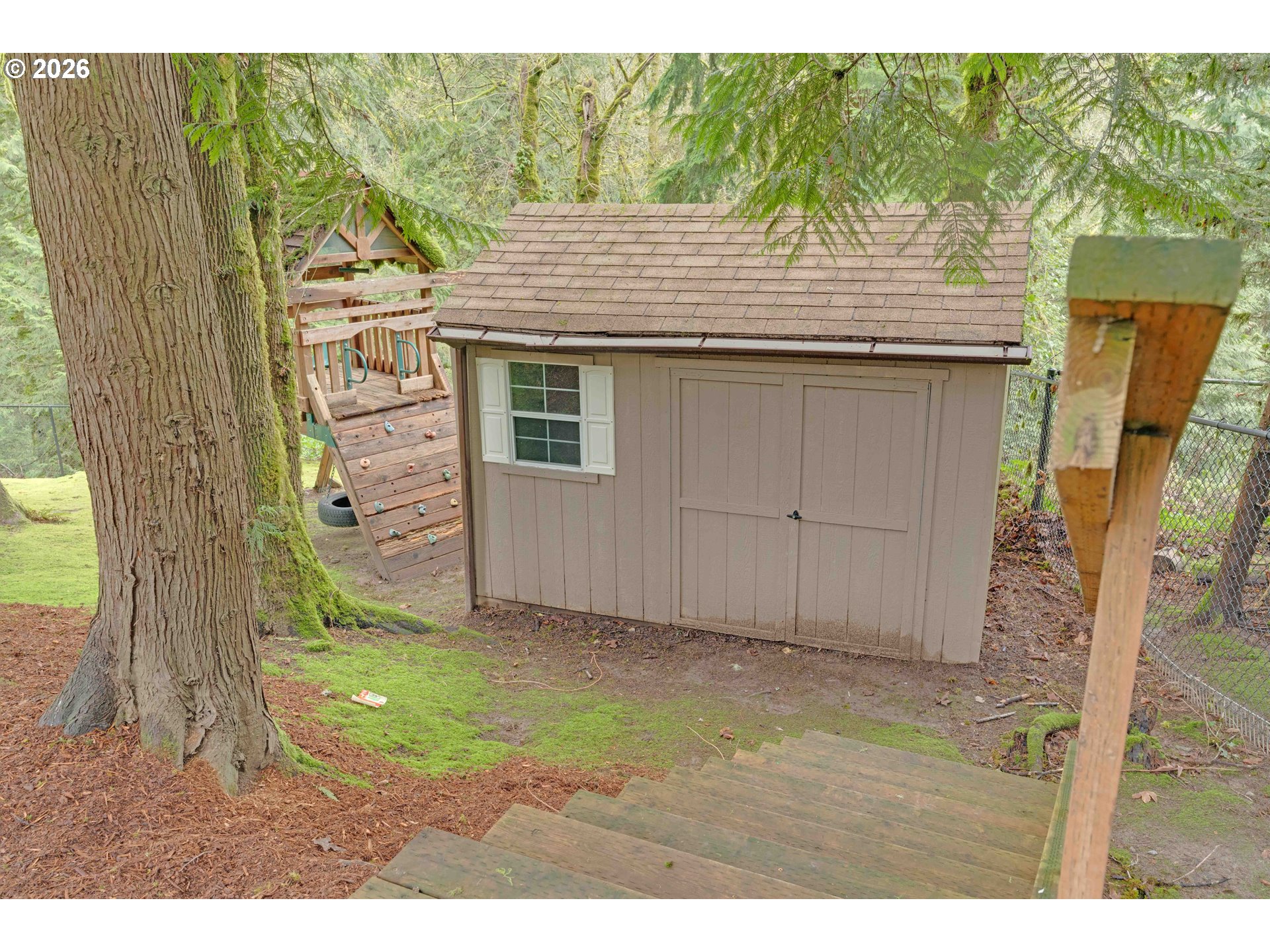 725 CARRERA LN