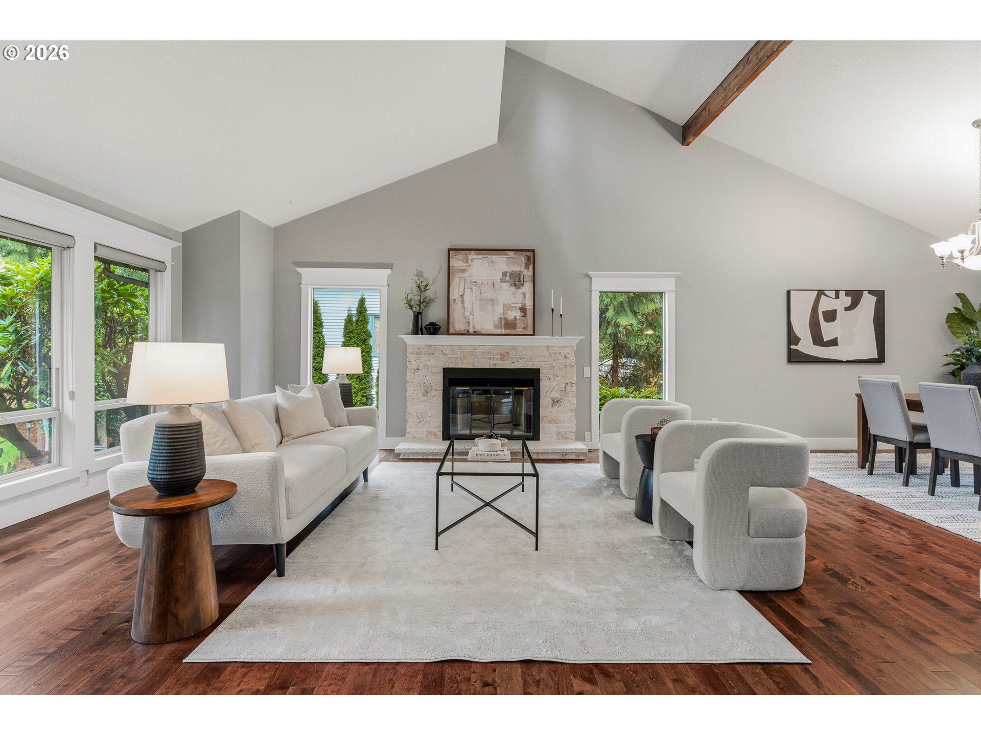 725 CARRERA LN