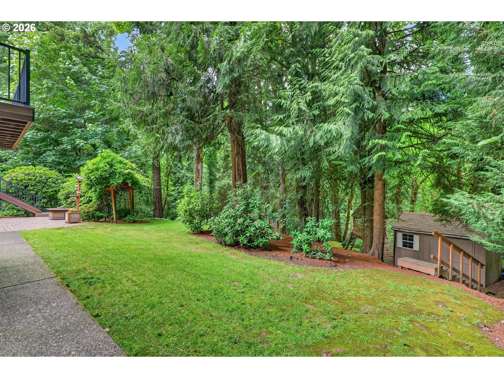 725 CARRERA LN