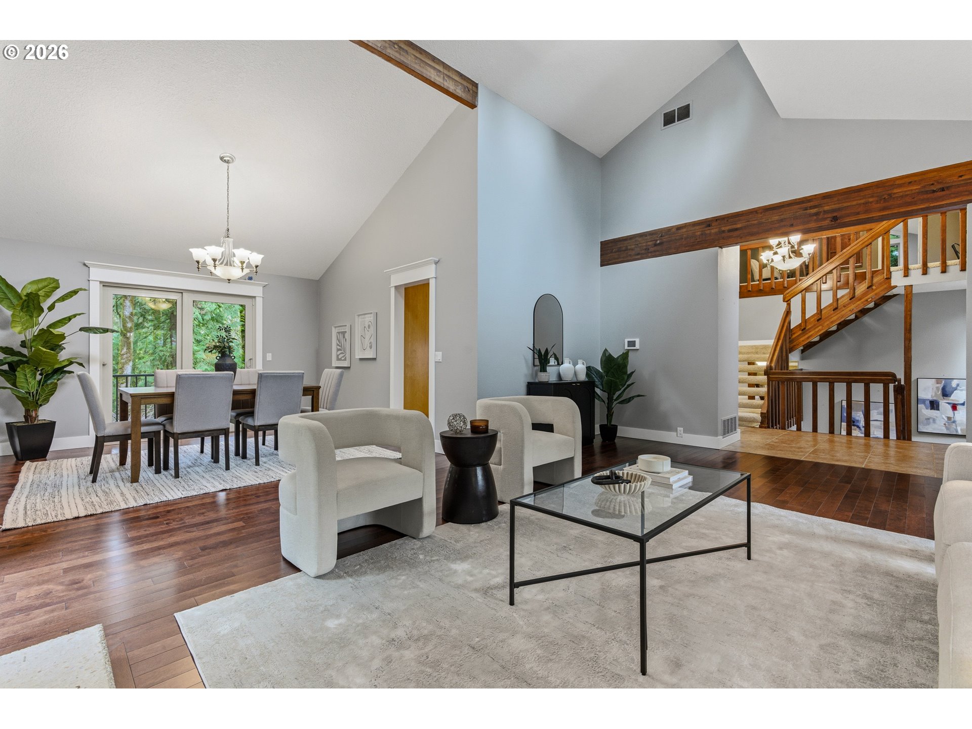 725 CARRERA LN
