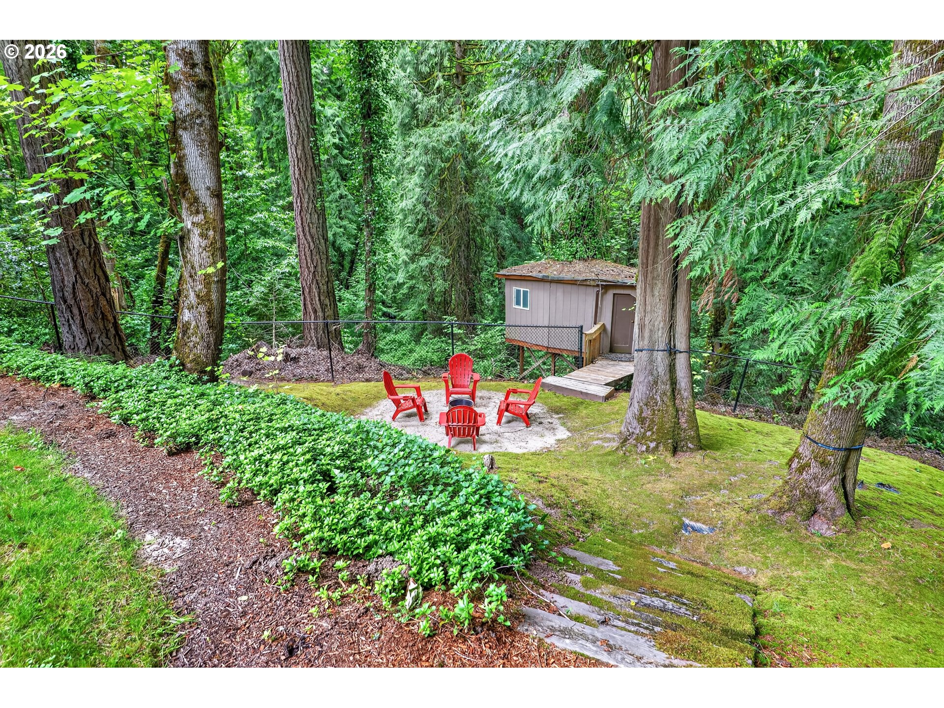 725 CARRERA LN