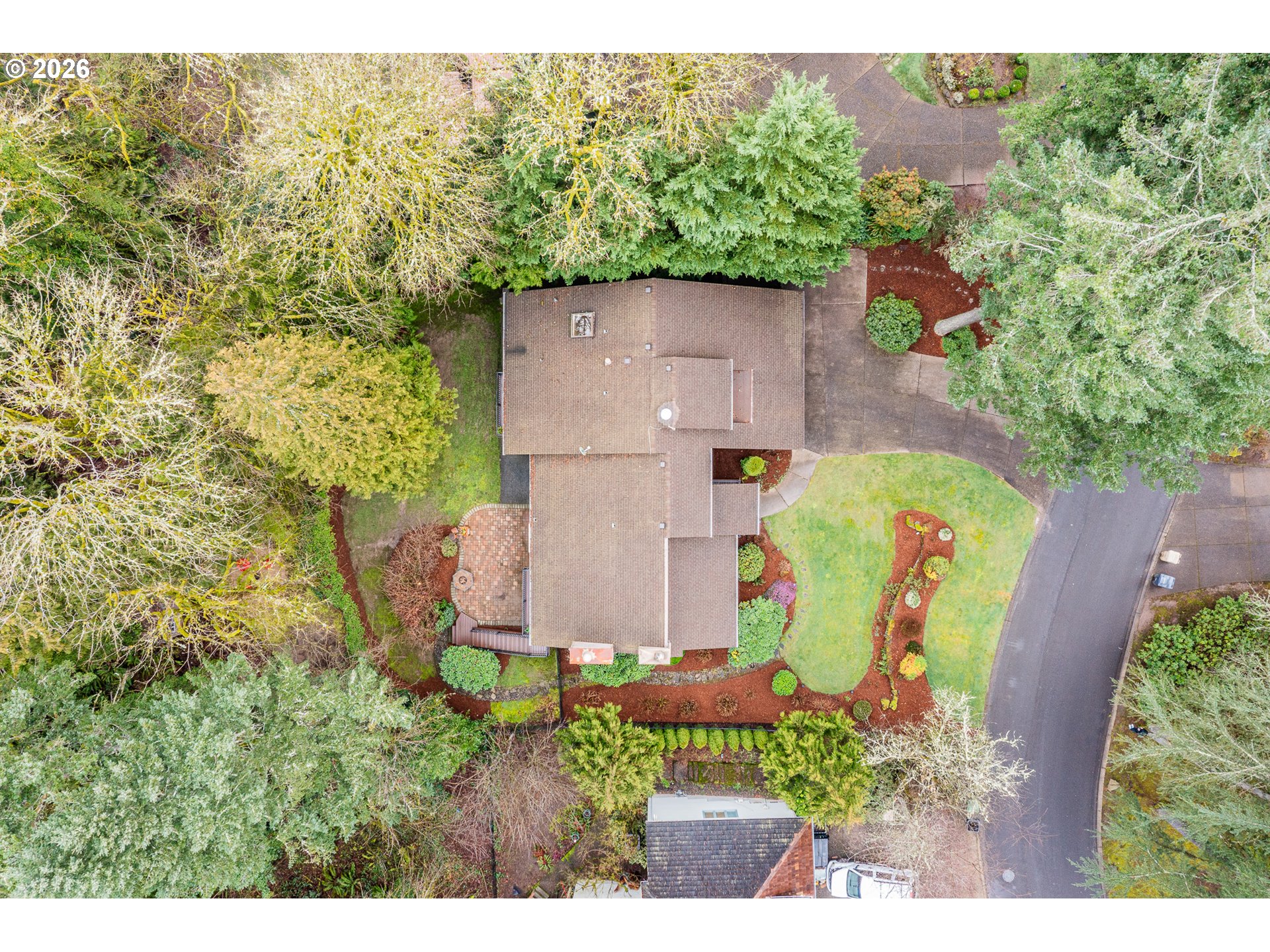 725 CARRERA LN