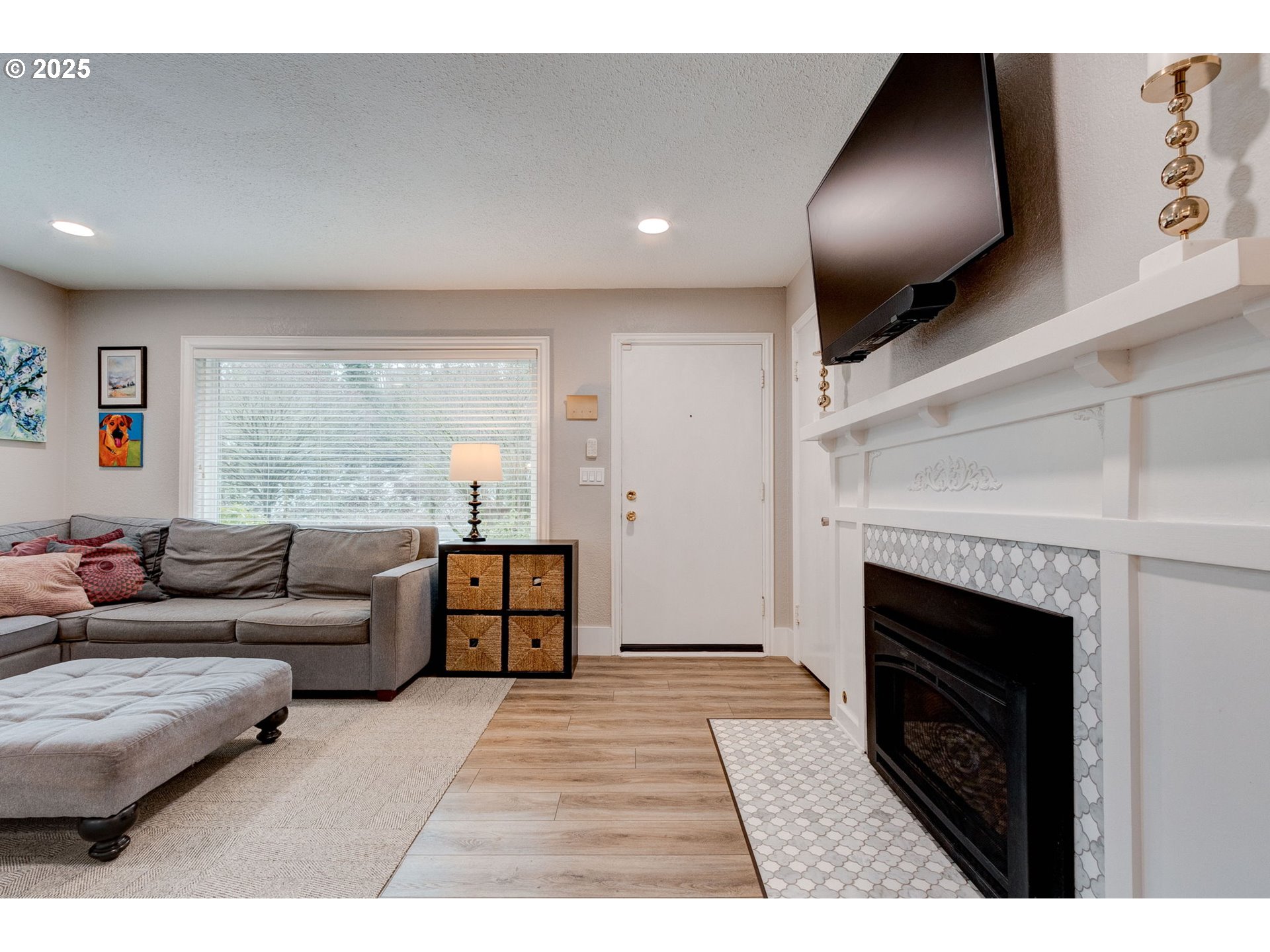 1818 COUNTRY CLUB RD