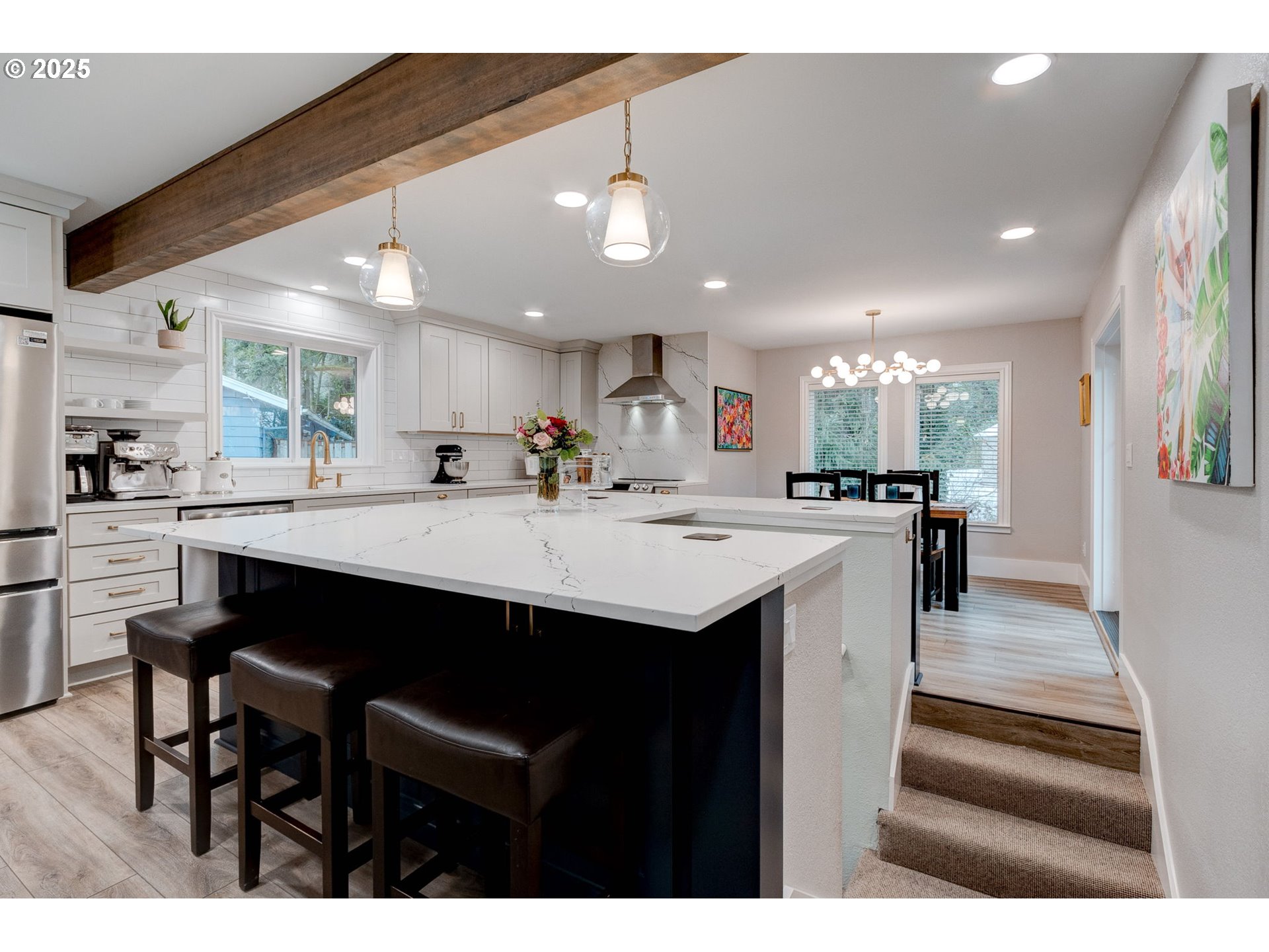 1818 COUNTRY CLUB RD