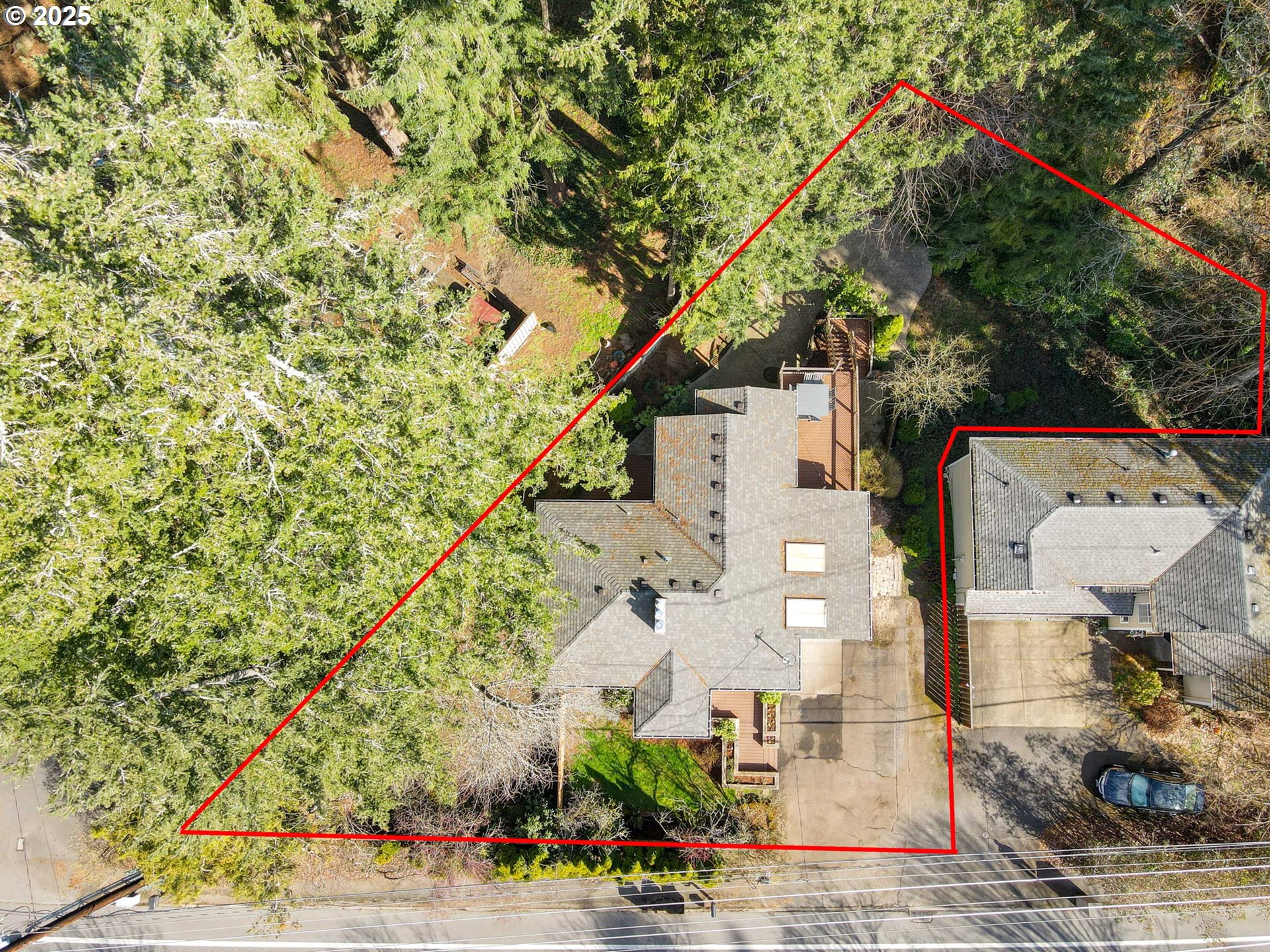 1818 COUNTRY CLUB RD