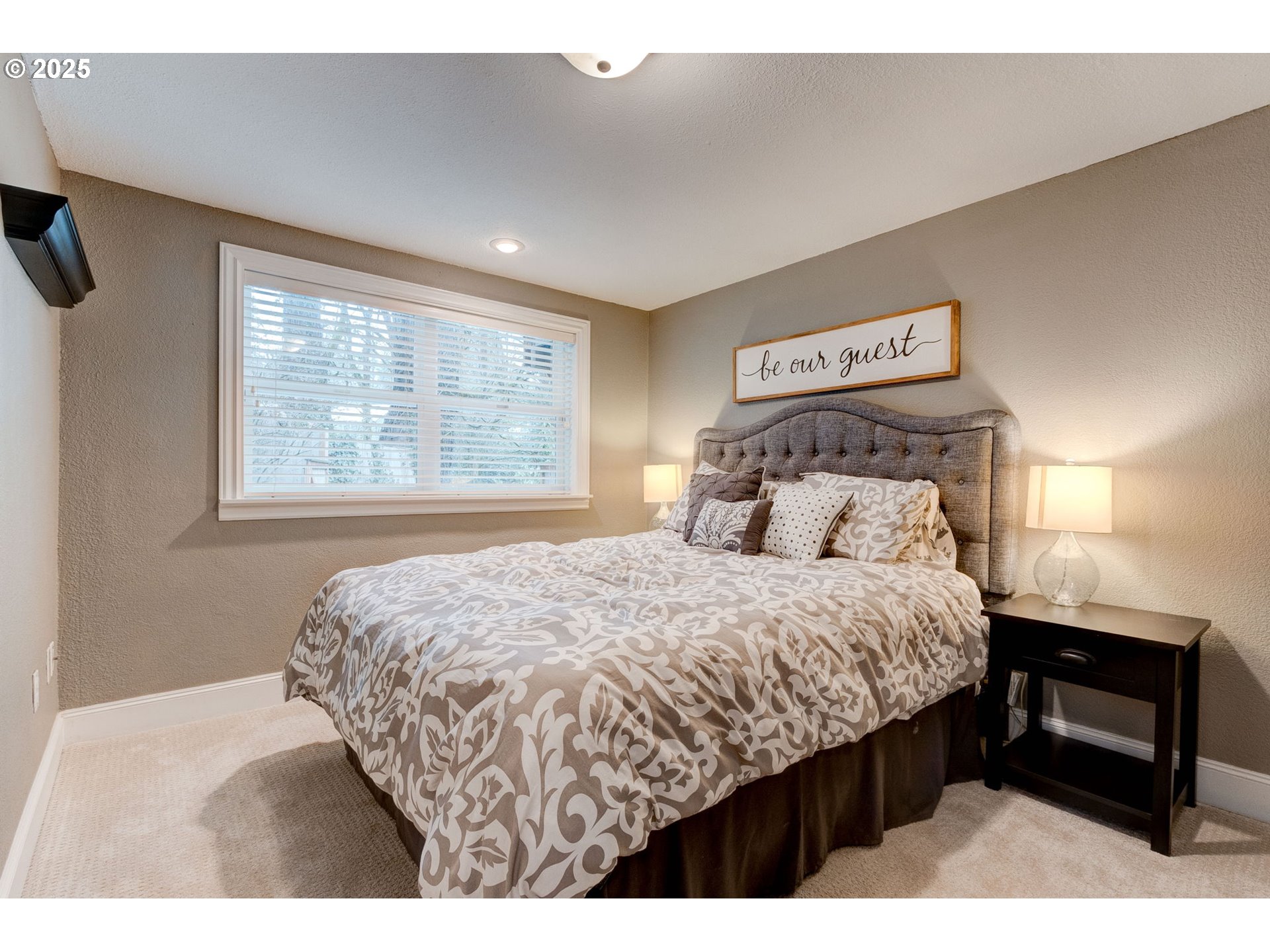 1818 COUNTRY CLUB RD