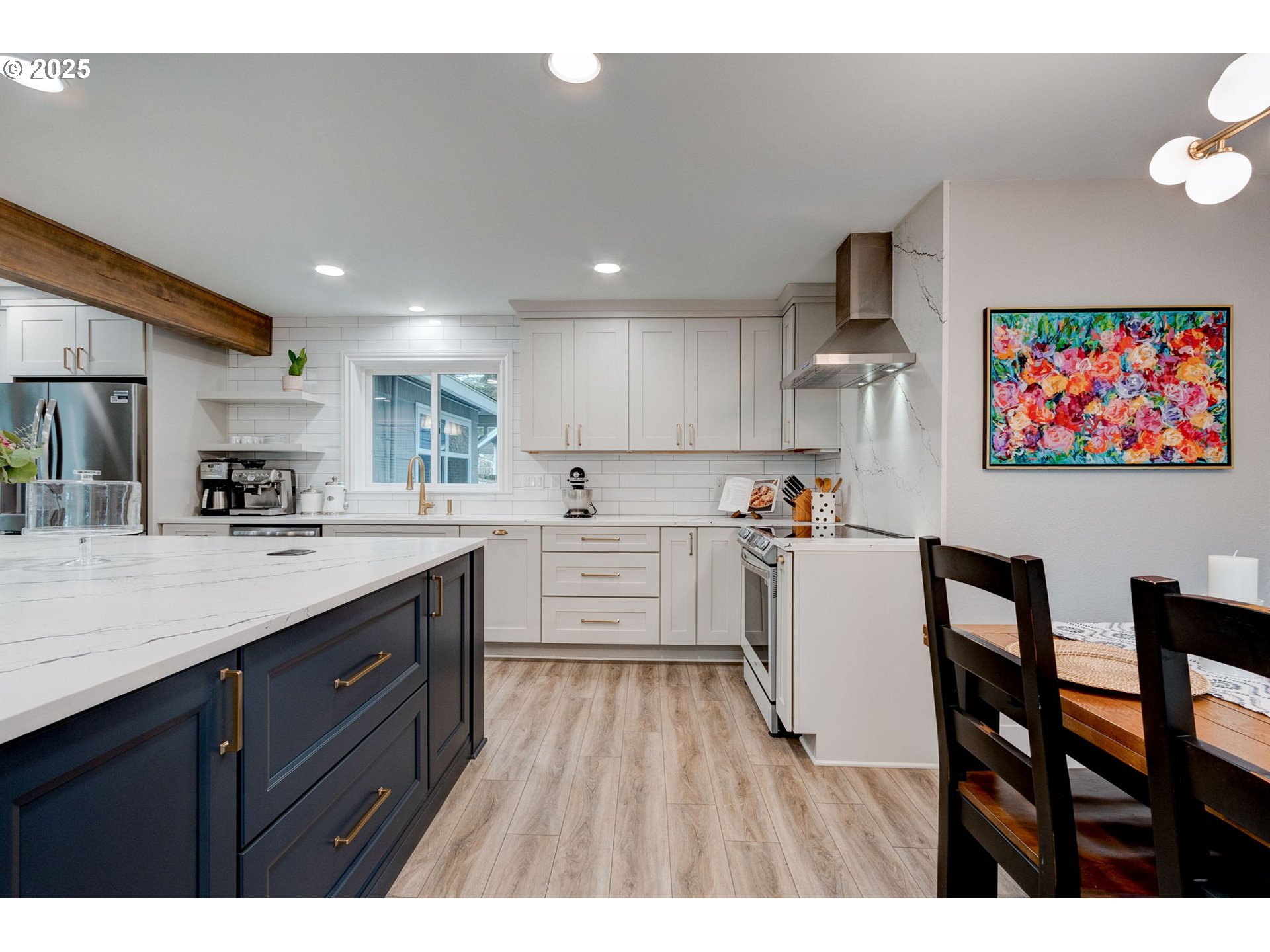 1818 COUNTRY CLUB RD