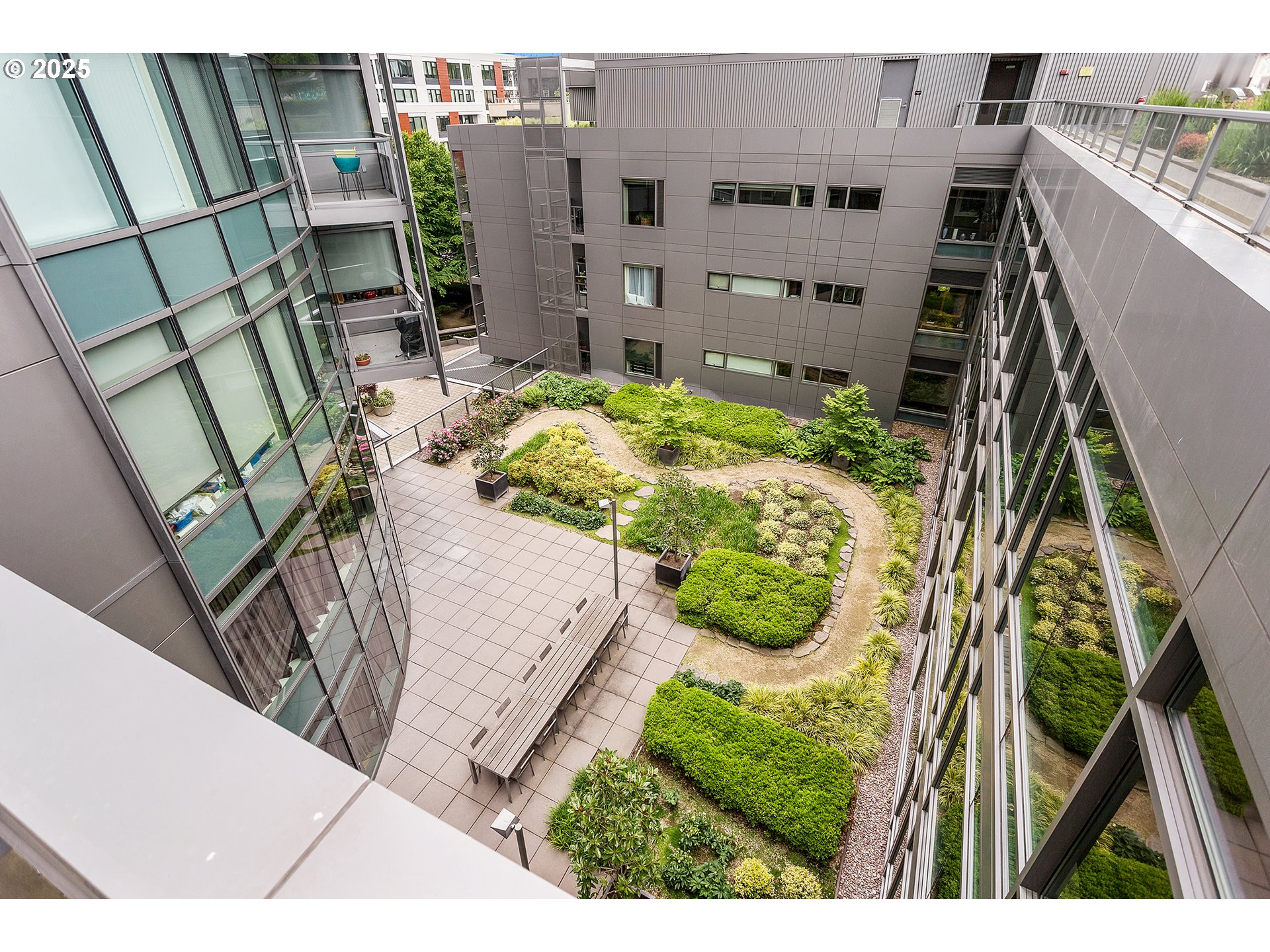 3601 S RIVER PKWY 1816