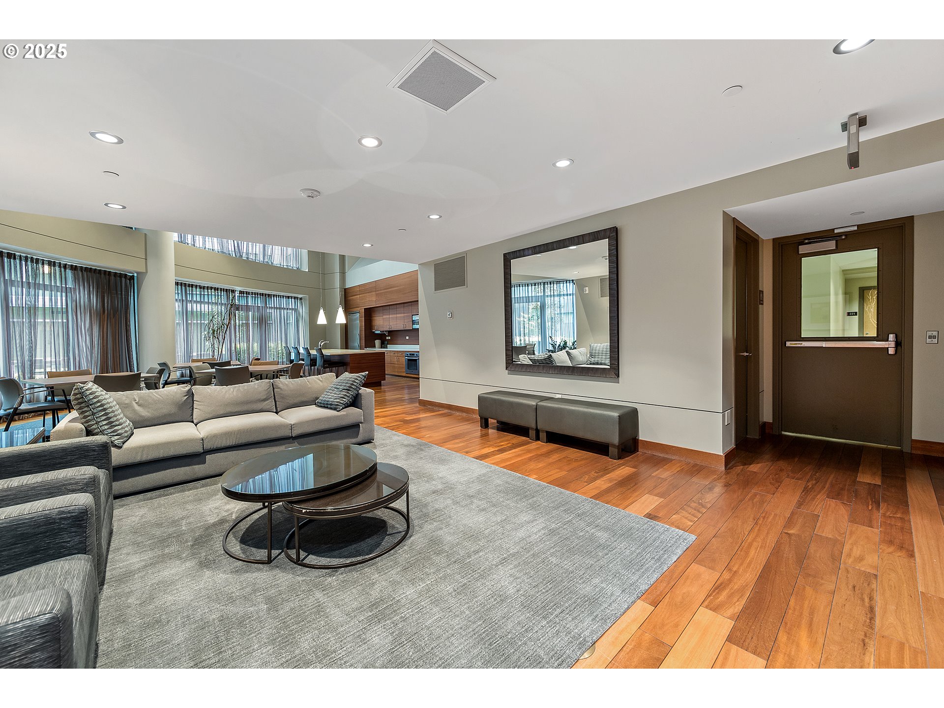 3601 S RIVER PKWY 1816