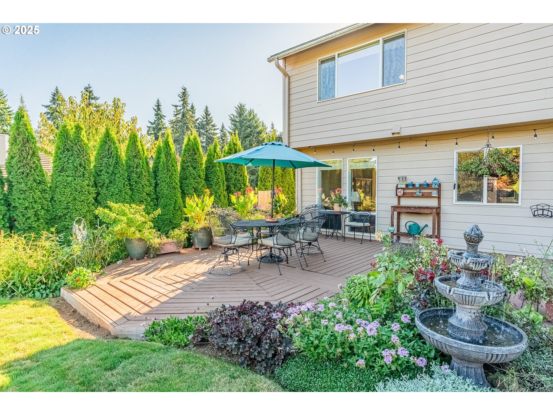 20194 CANYON RIDGE DR