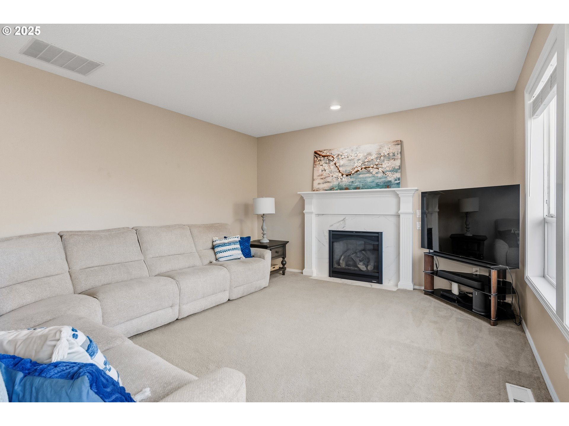 20194 CANYON RIDGE DR