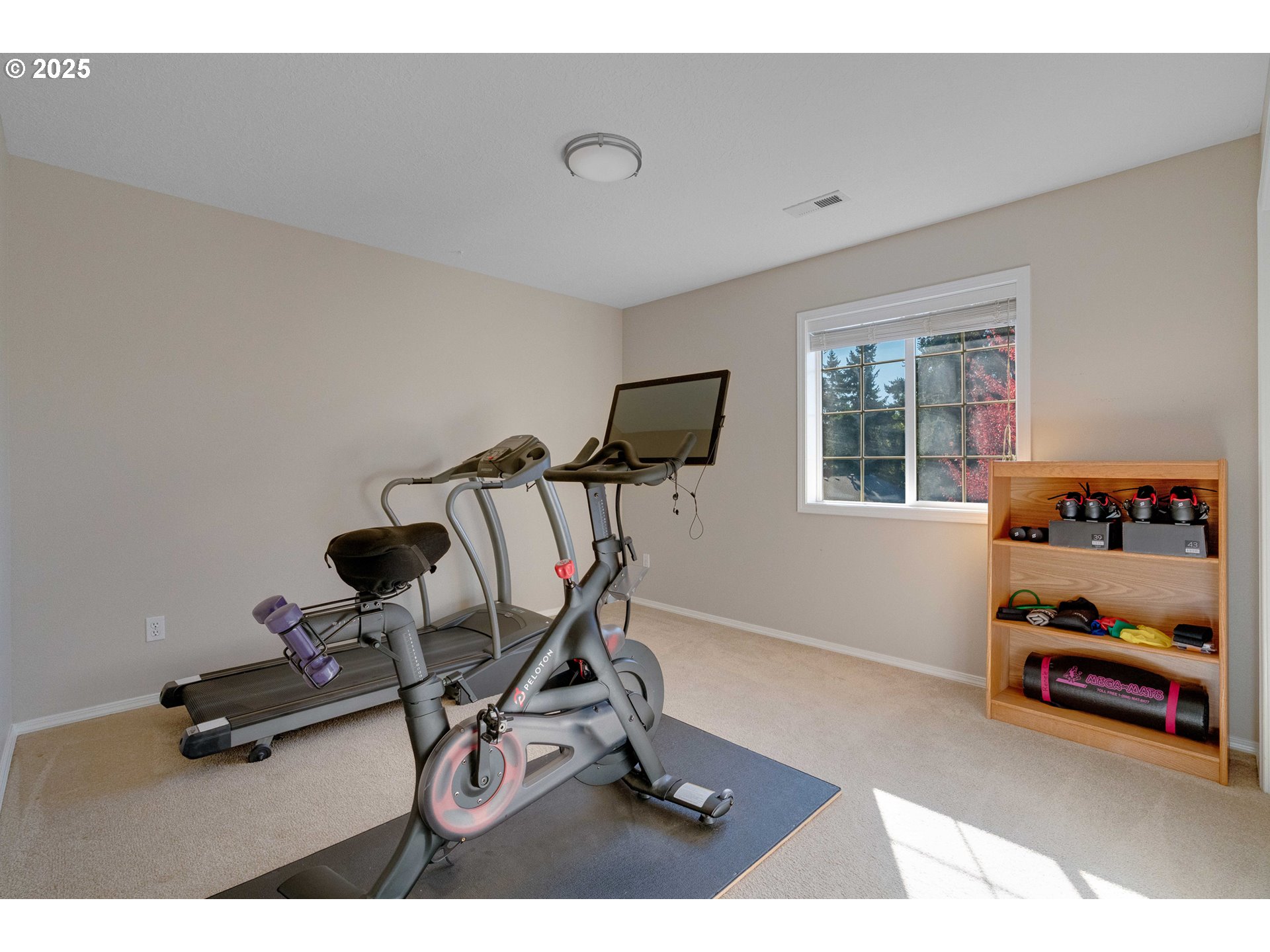 20194 CANYON RIDGE DR