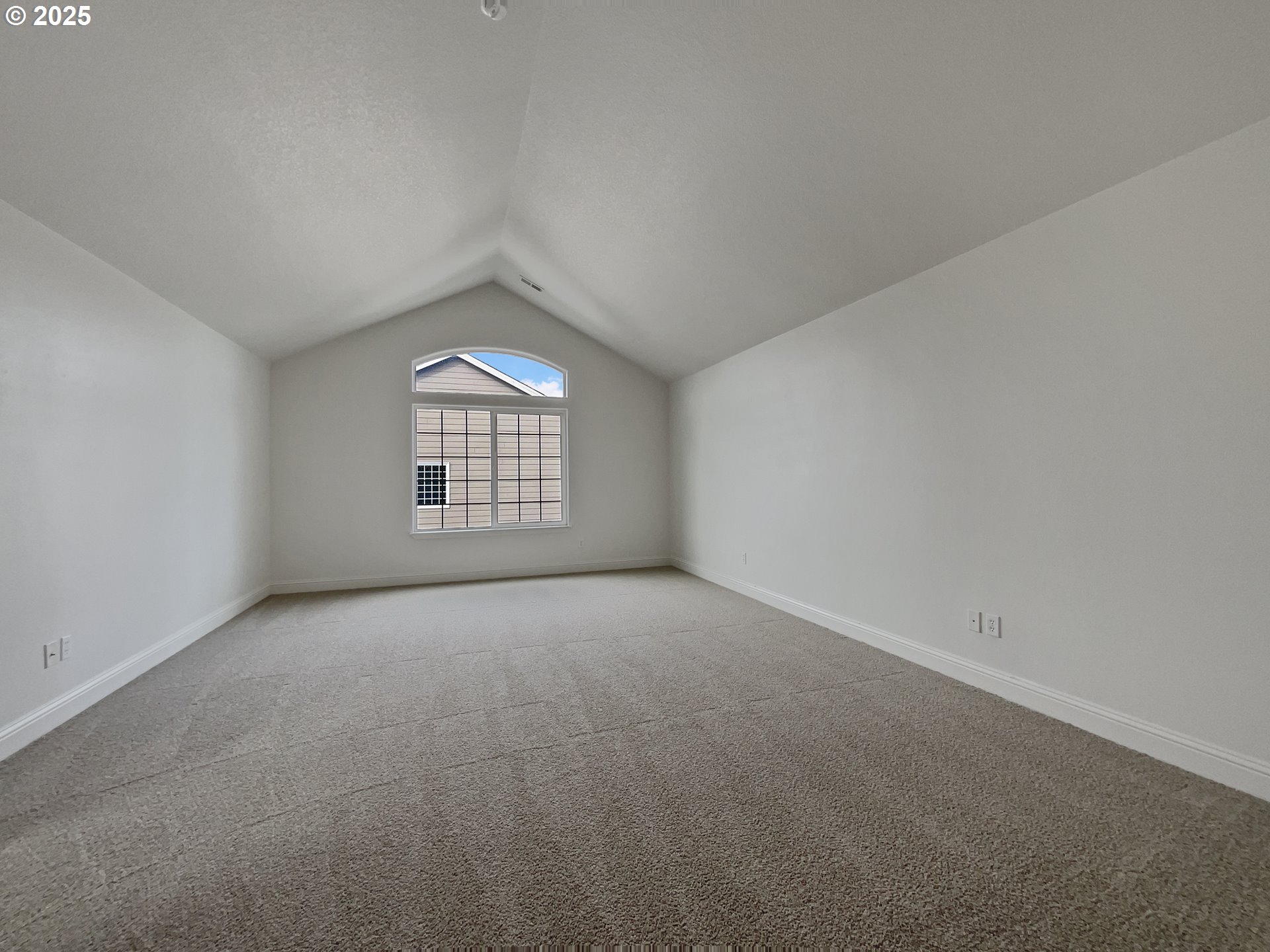 2799 N FREMONT ST