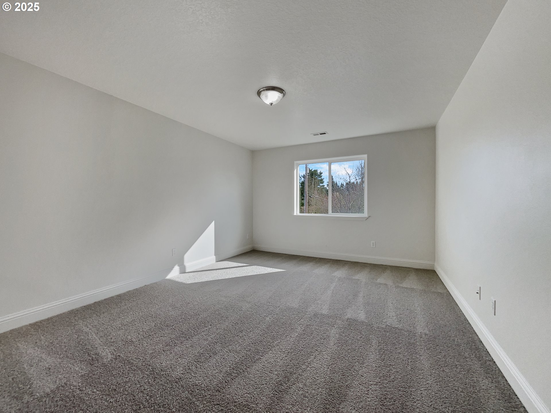2799 N FREMONT ST