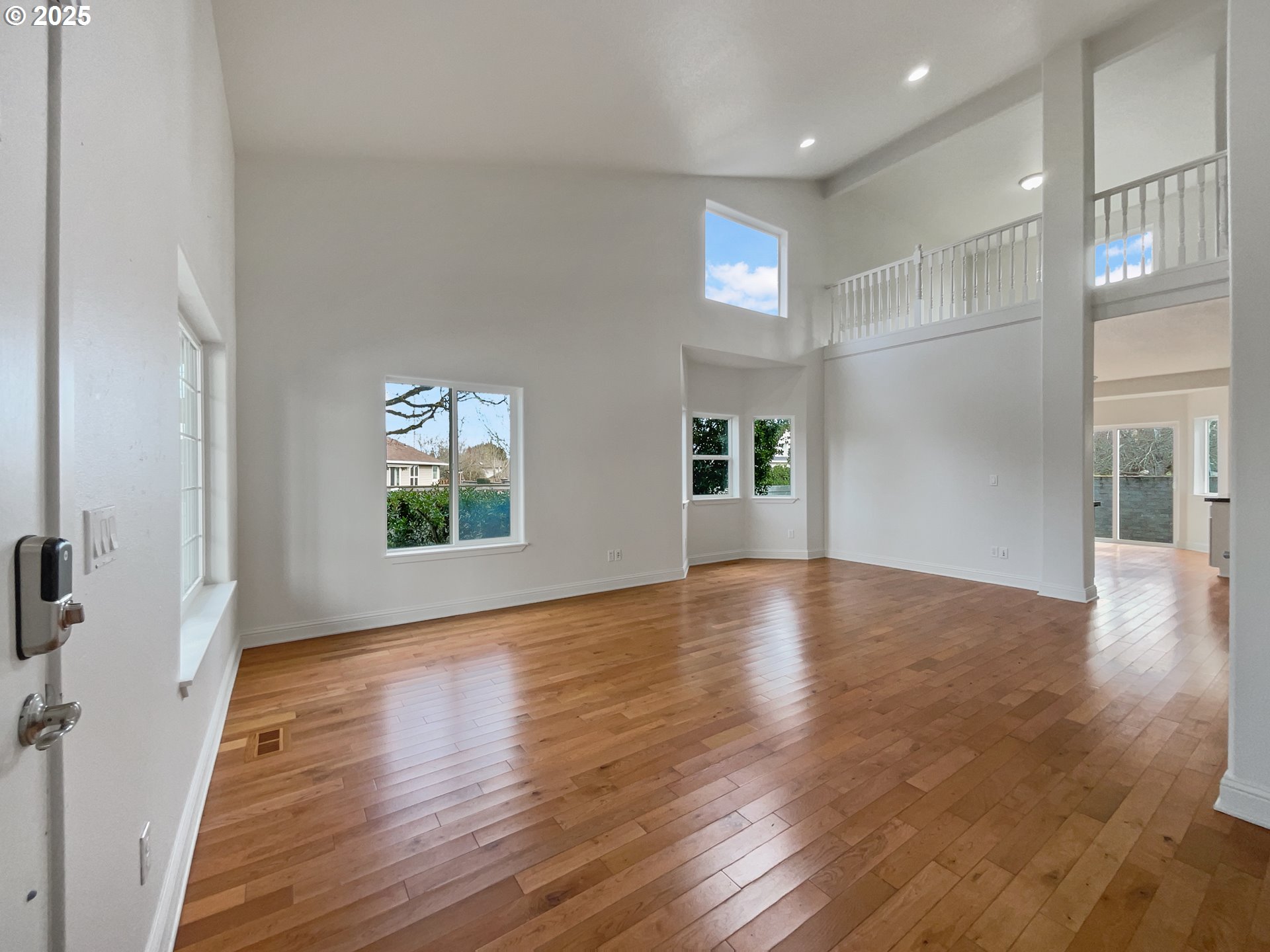 2799 N FREMONT ST