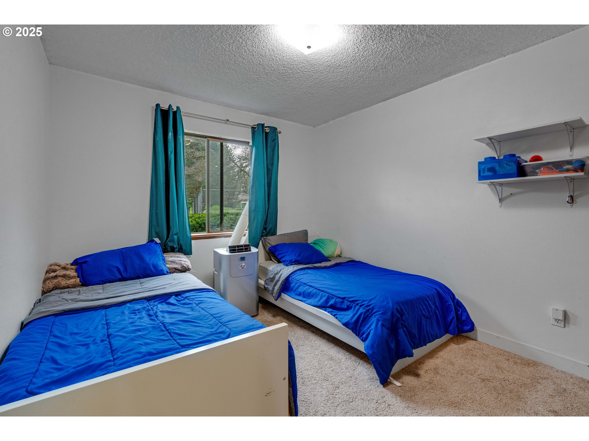 15946 NE FREMONT ST