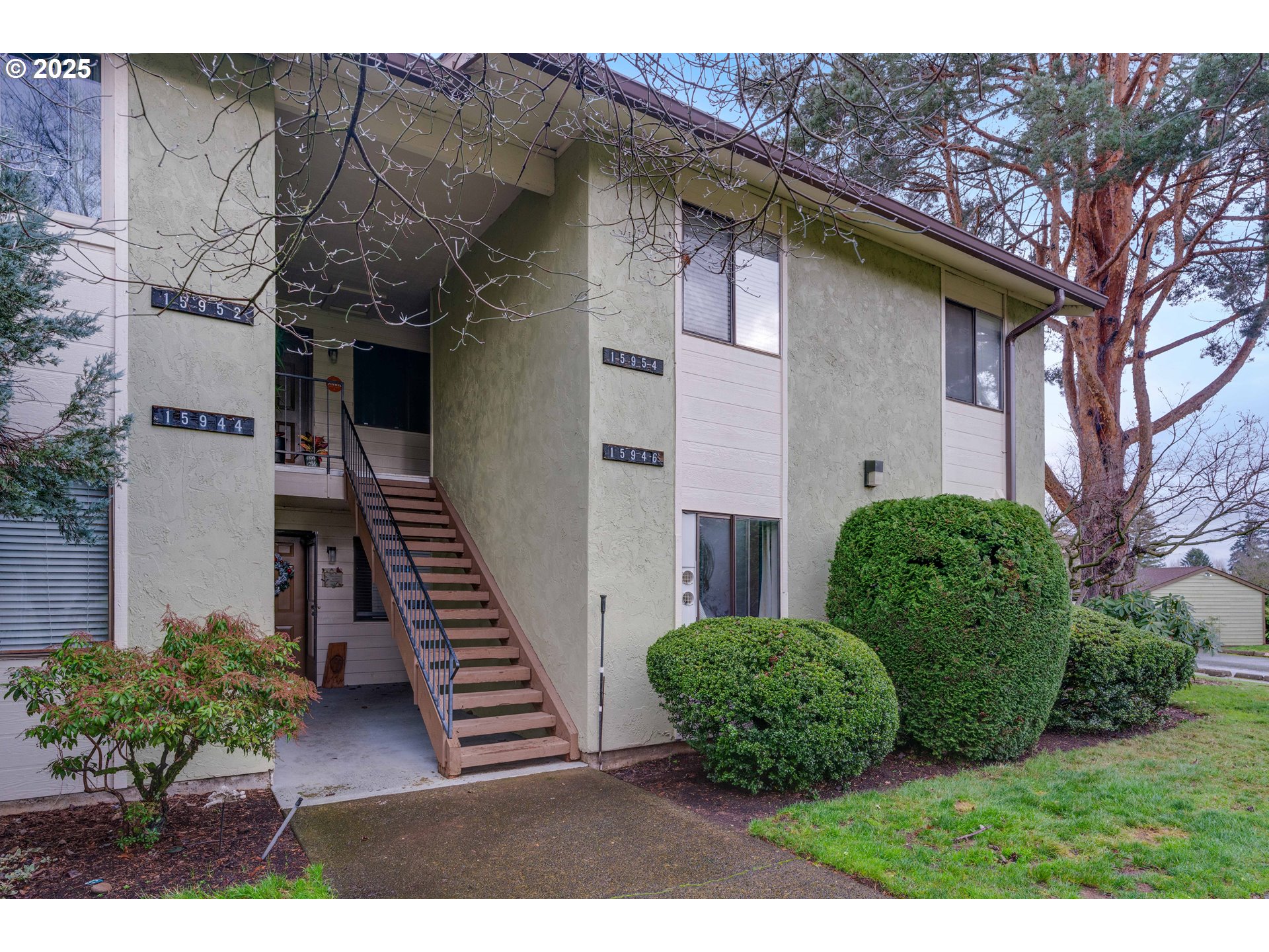 15946 NE FREMONT ST
