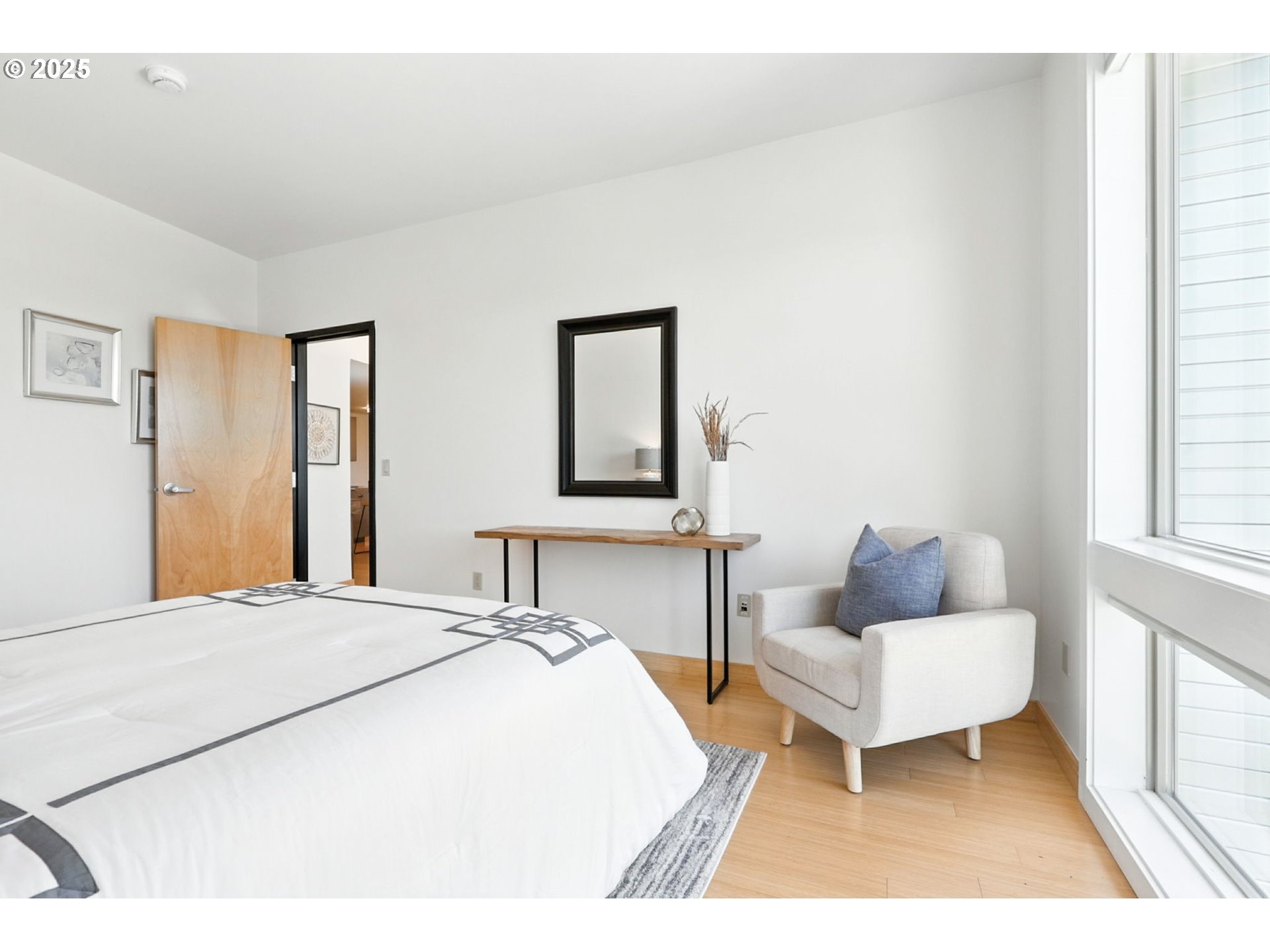 12600 SW CRESCENT ST 304