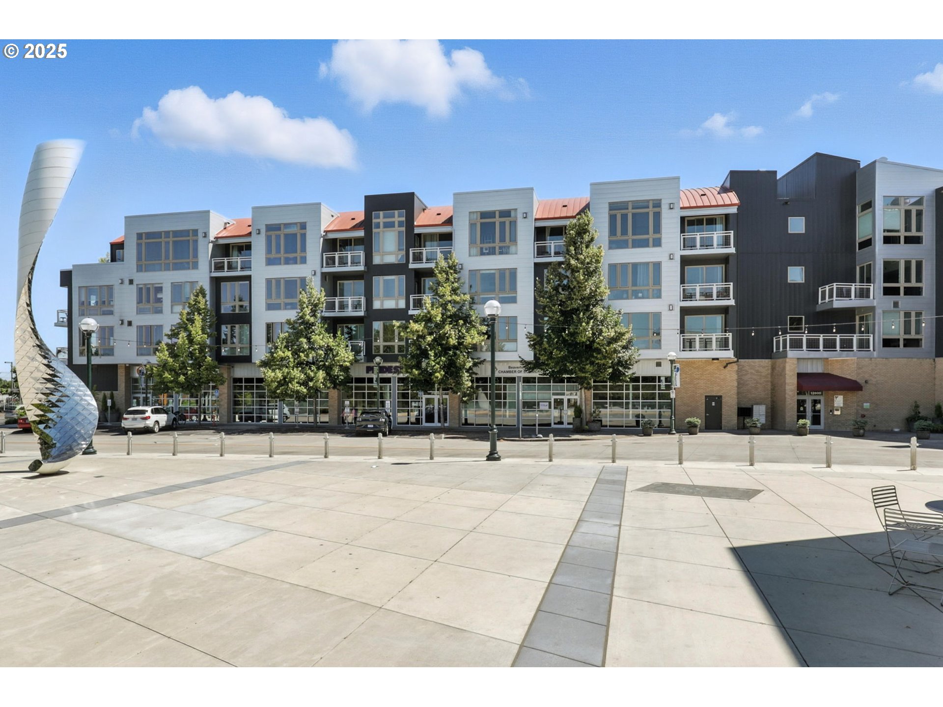 12600 SW CRESCENT ST 304