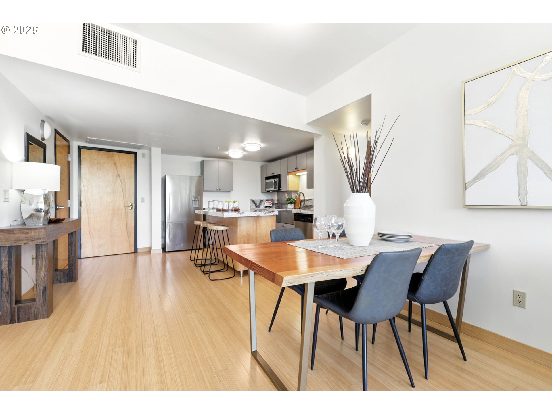 12600 SW CRESCENT ST 304