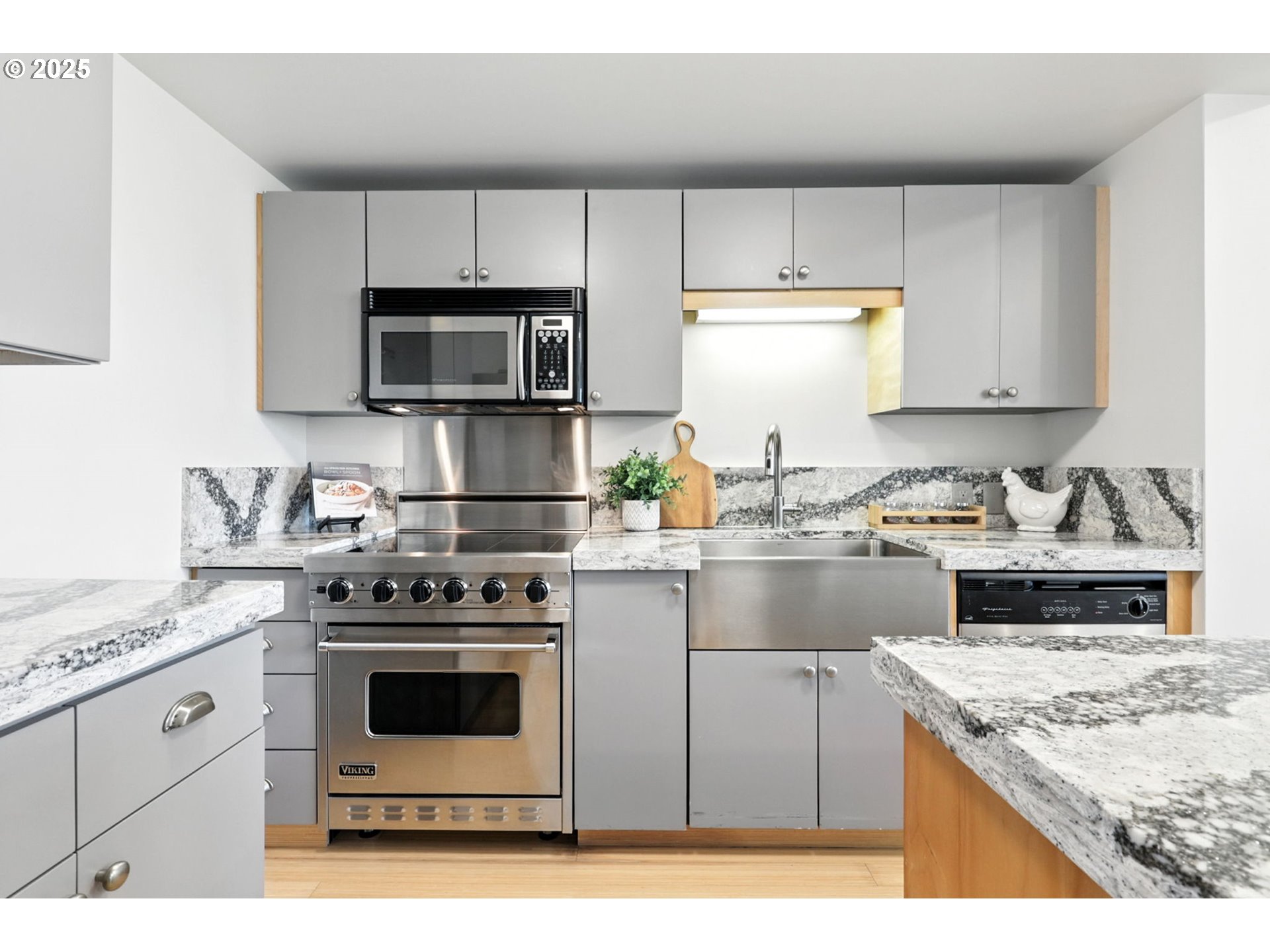 12600 SW CRESCENT ST 304