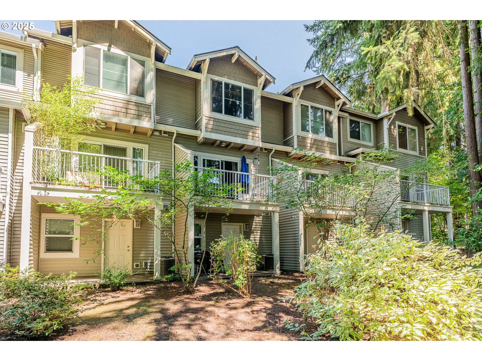 14198 SW BARROWS RD 3