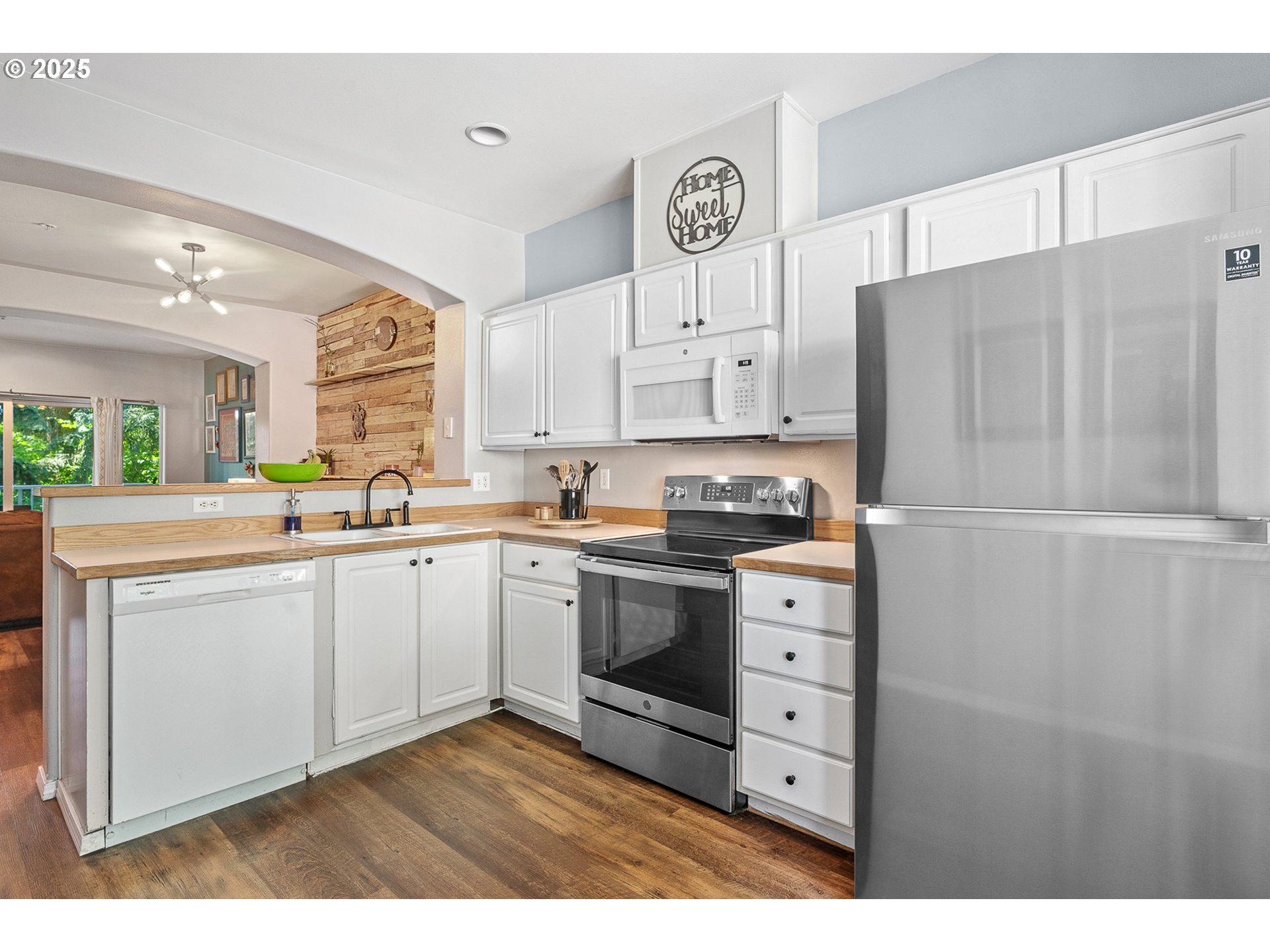 14198 SW BARROWS RD 3