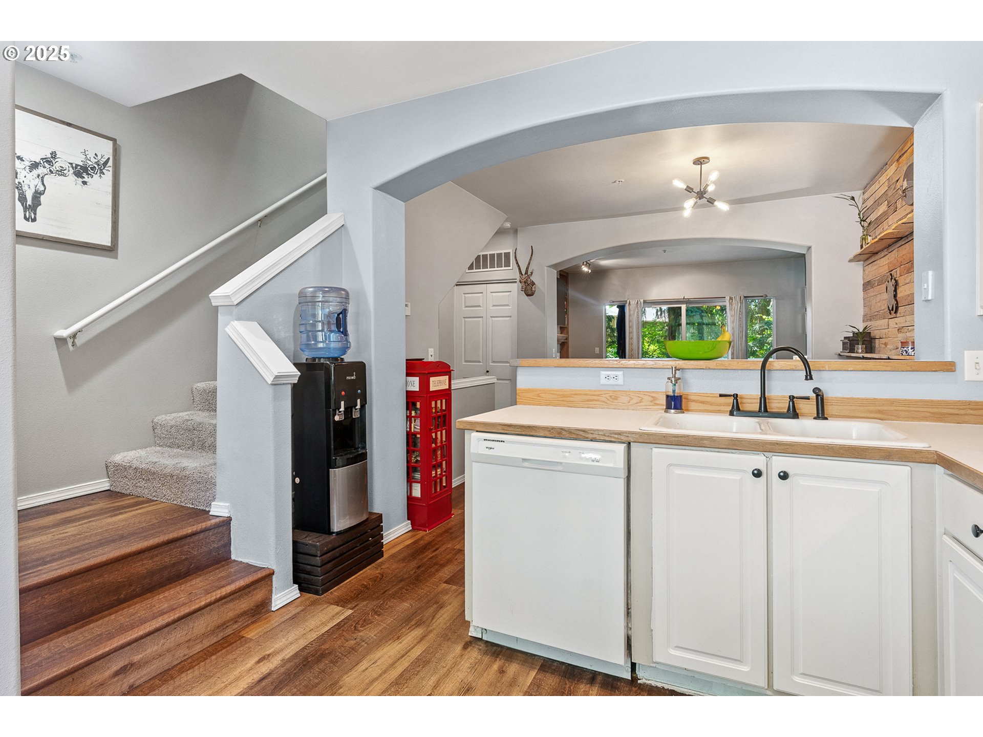 14198 SW BARROWS RD 3